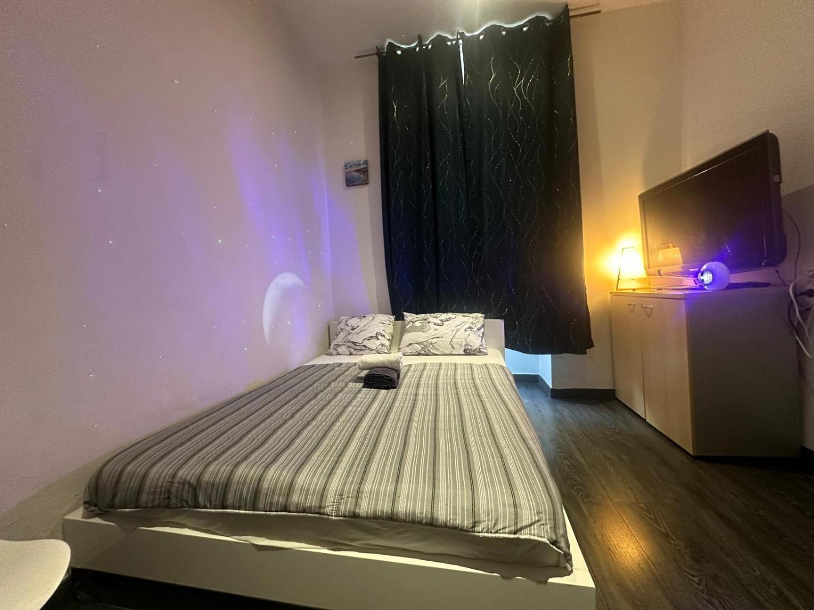 Homestay Delight 1st Door Nice