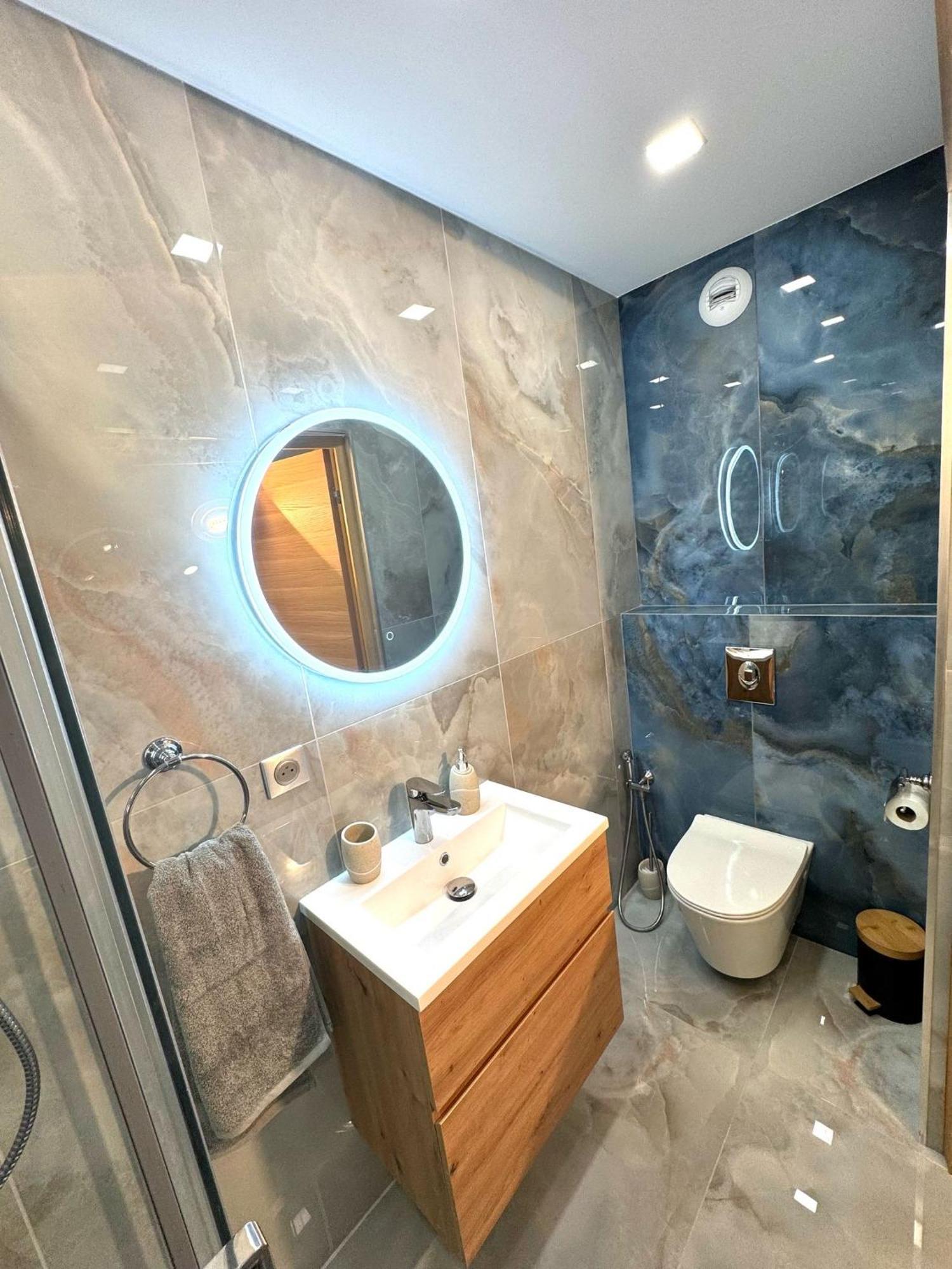 Magnan Promenade Apartment