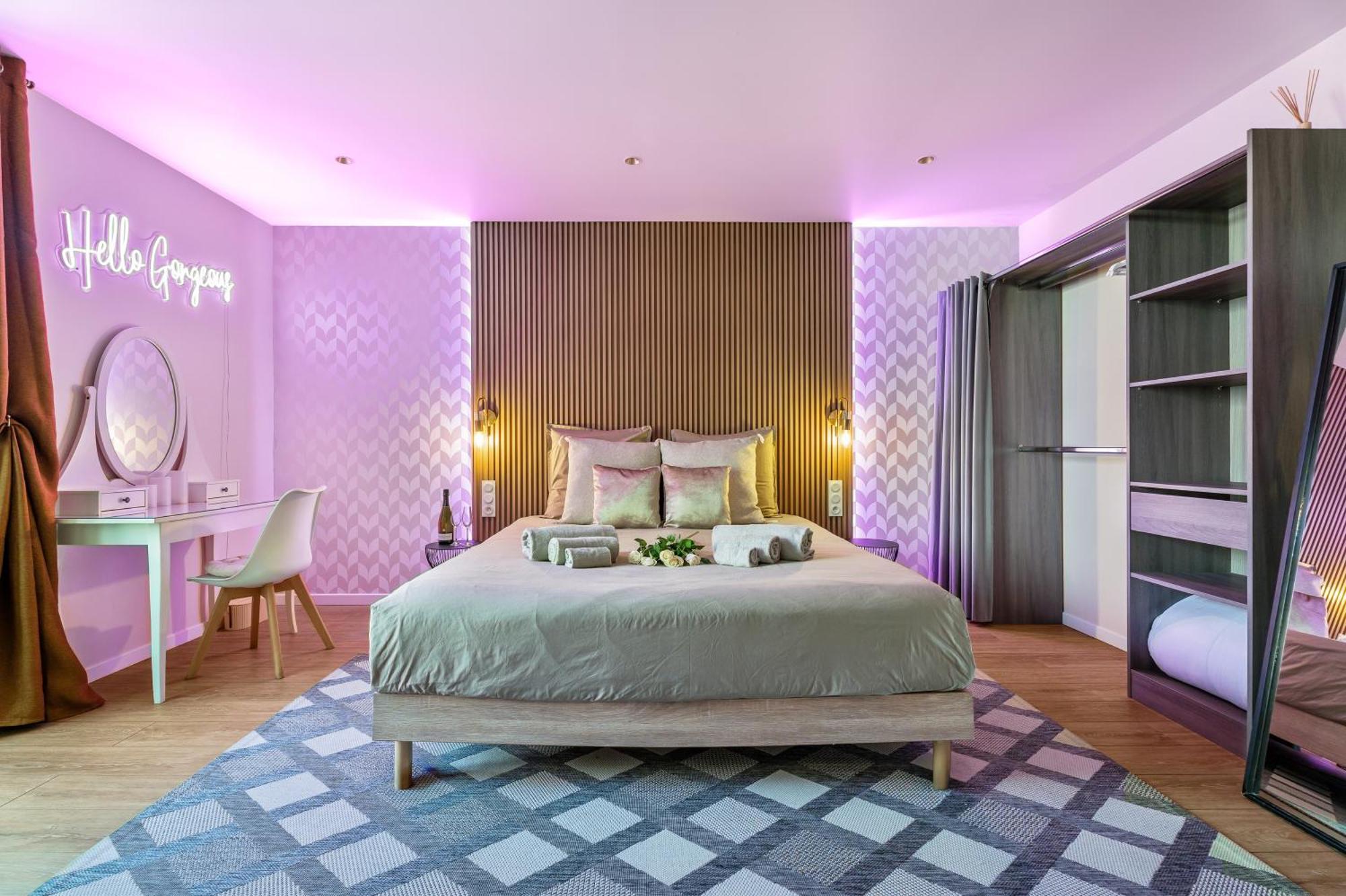 Renting - Massena - Luxe - Jacuzzi - Terrace - King Bed - Ac Apartamento *