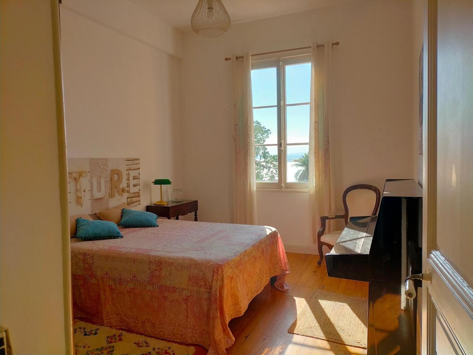 L'essentiel A * Nice