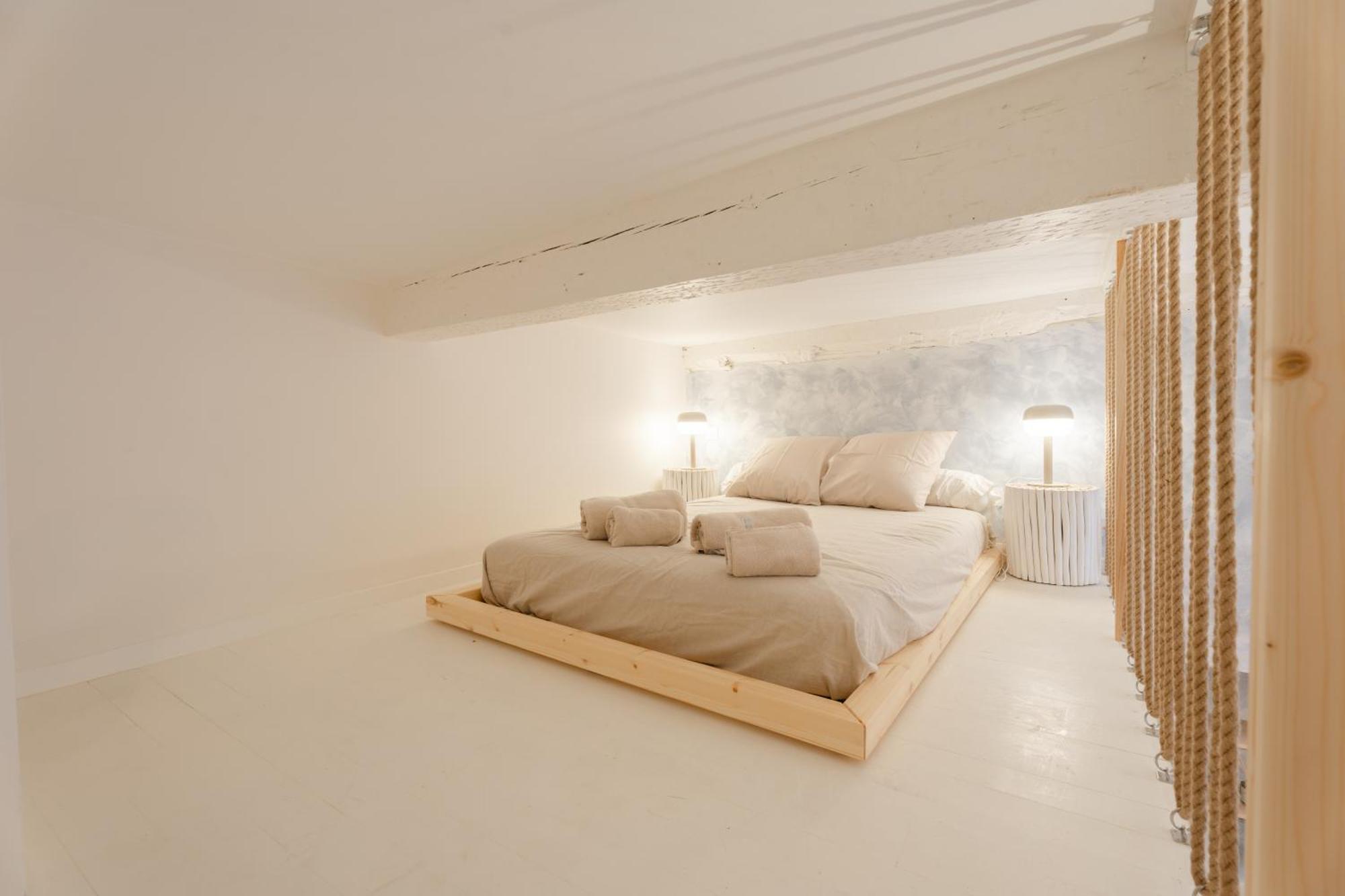 New- Cozy -4 Guests - Air Conditioning Apartment