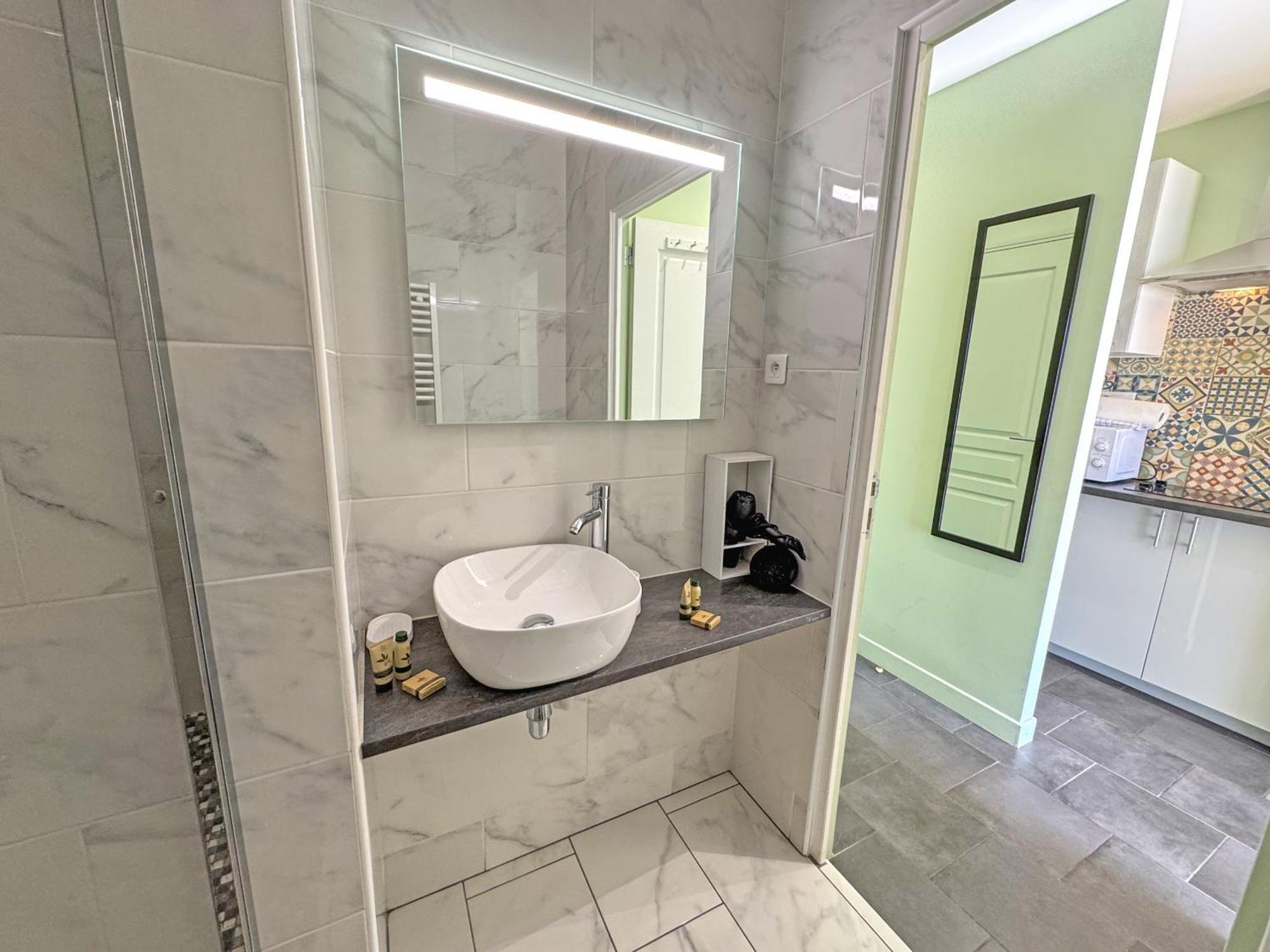 Promenade - Suffren Apartment