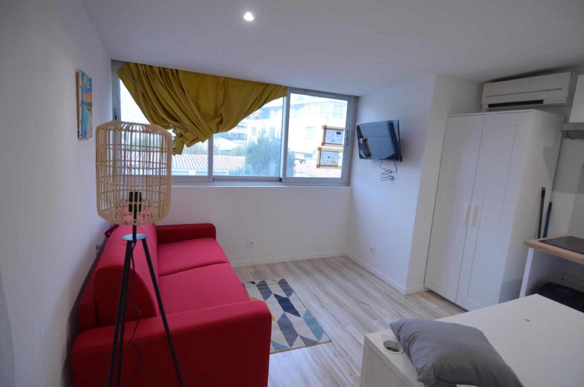 Cassin - Next To Tramway Line 2 Near Airport * Nice