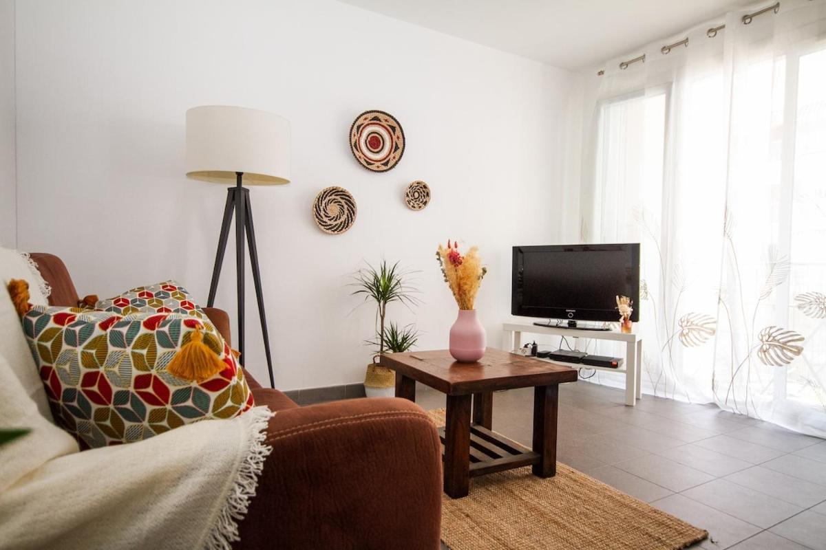 Apartment T2 Dernier Etage Avec Terrasse 5 Min De La Nice