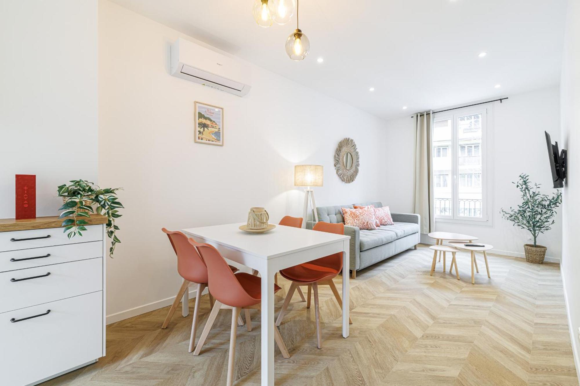 Large & Confort 2 Bdr Renovated Apartment