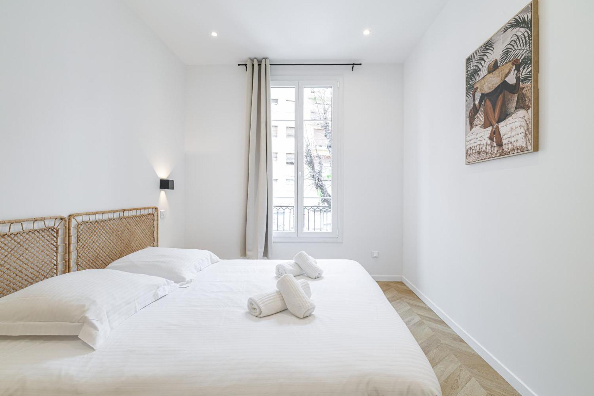 Apartment Large & Confort 2 Bdr Renovated Nice