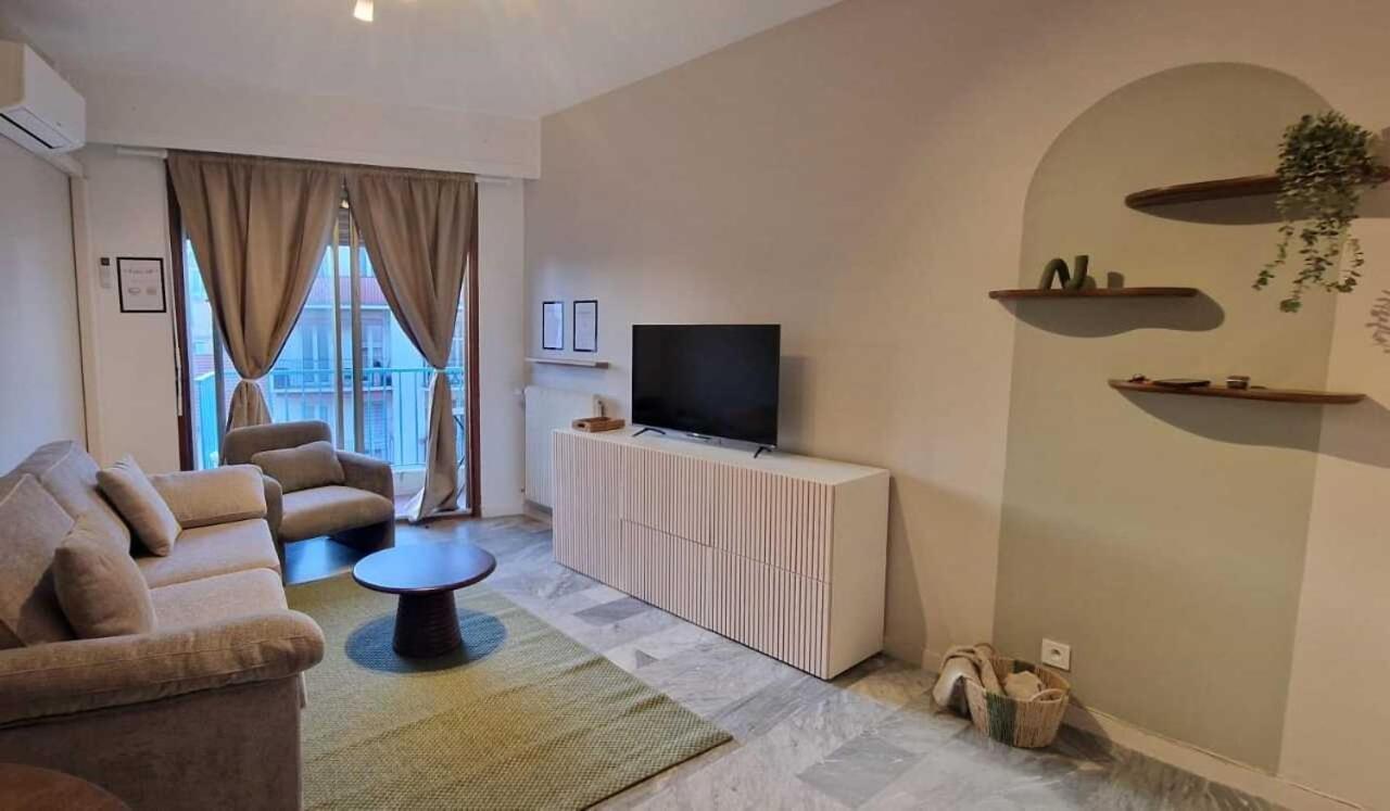 Relax In Zen Studio, Air Conditioning, Sea On Foot * Nice