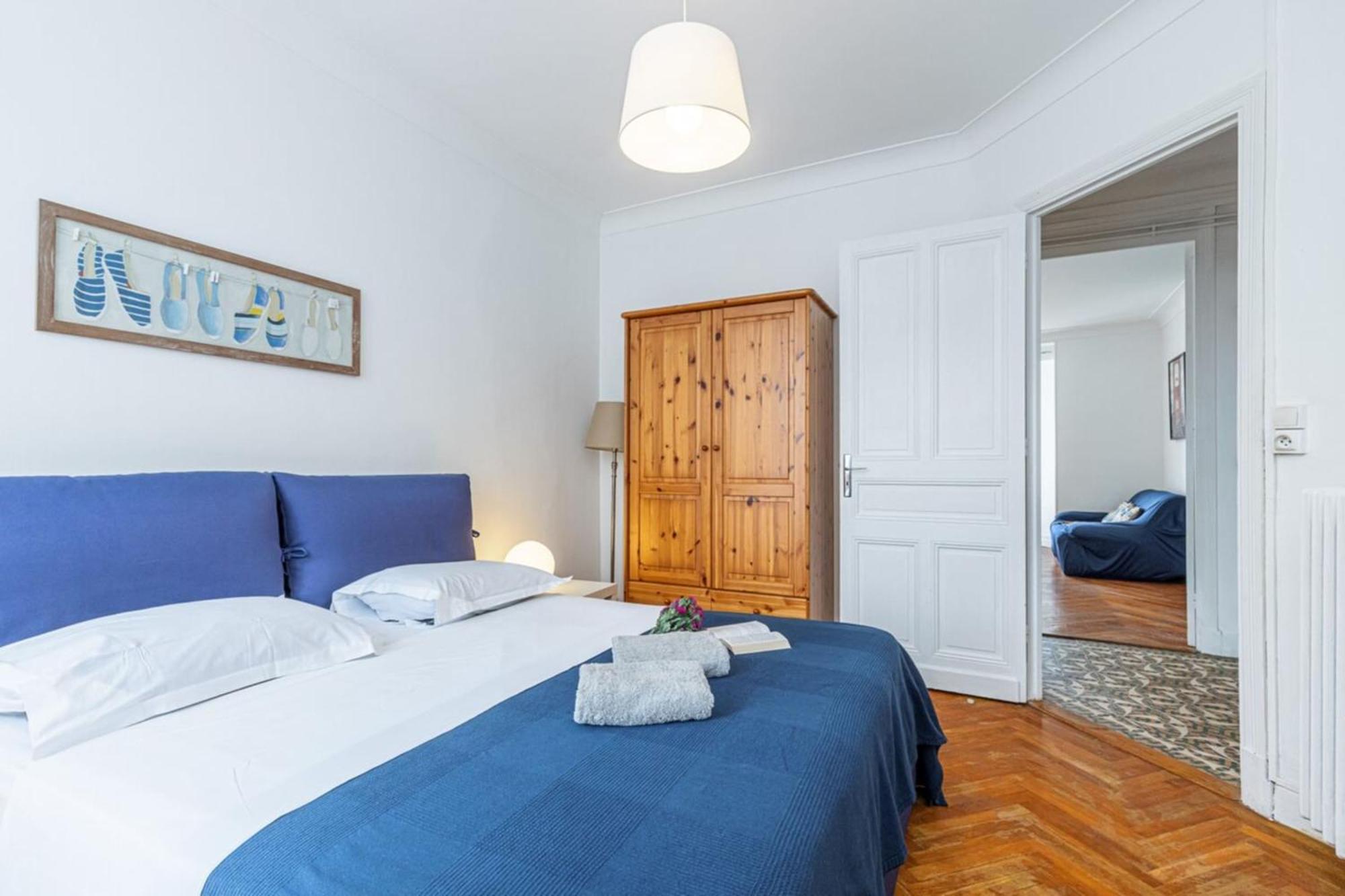 Joffre 38 - Spacious One Bedroom Apartment Nice