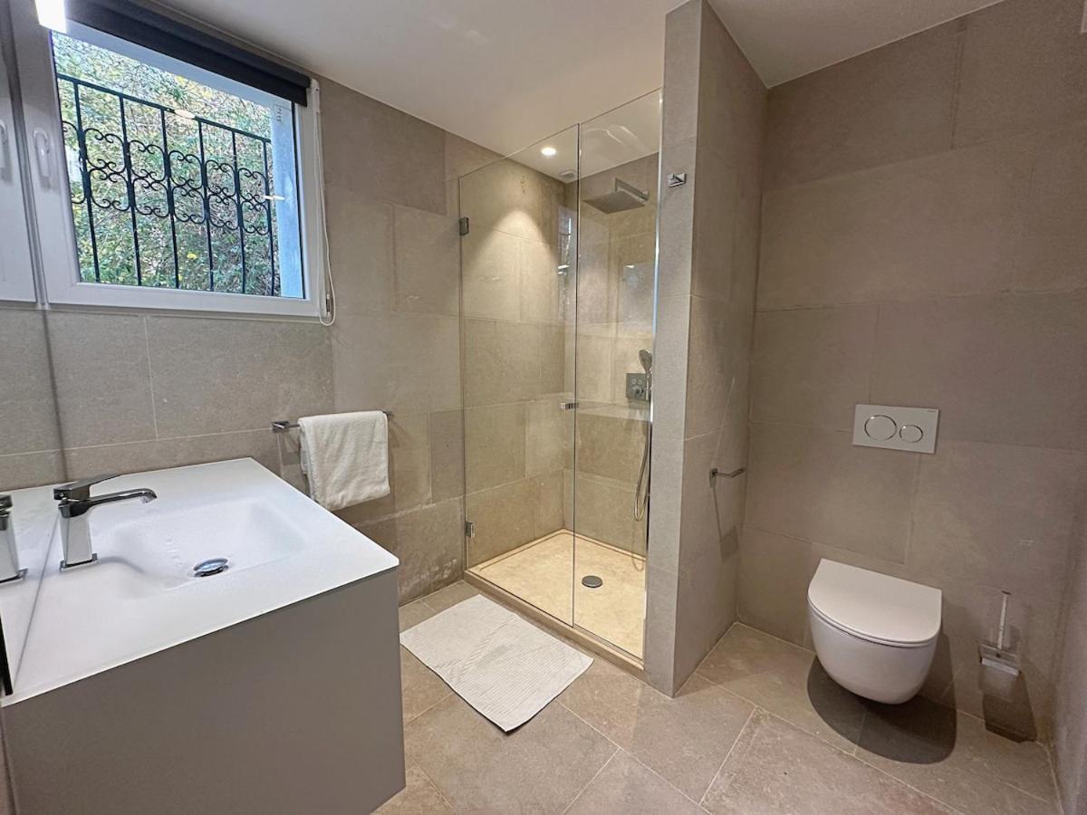 Luxury Pool & Sea View Villa *