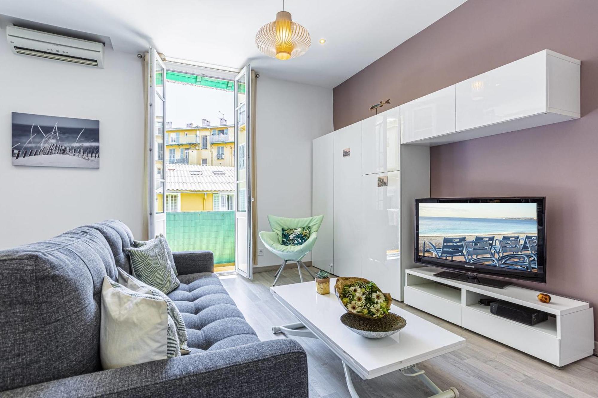 Apartment Guisol - Typical Nice 3 Bedroom Ac Near Port *