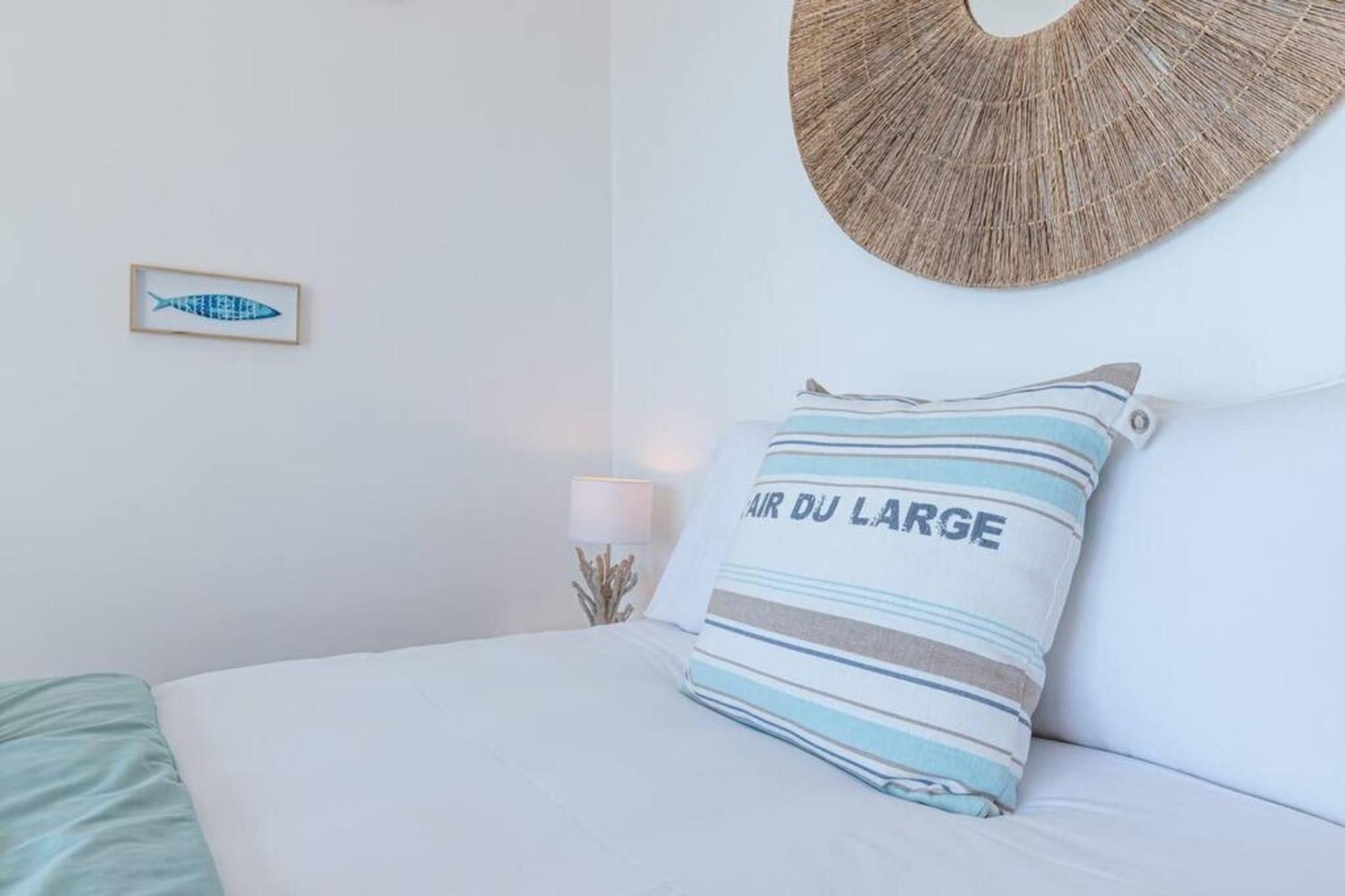 Franck Pilatte - Beautiful Sea View - Near The Port *