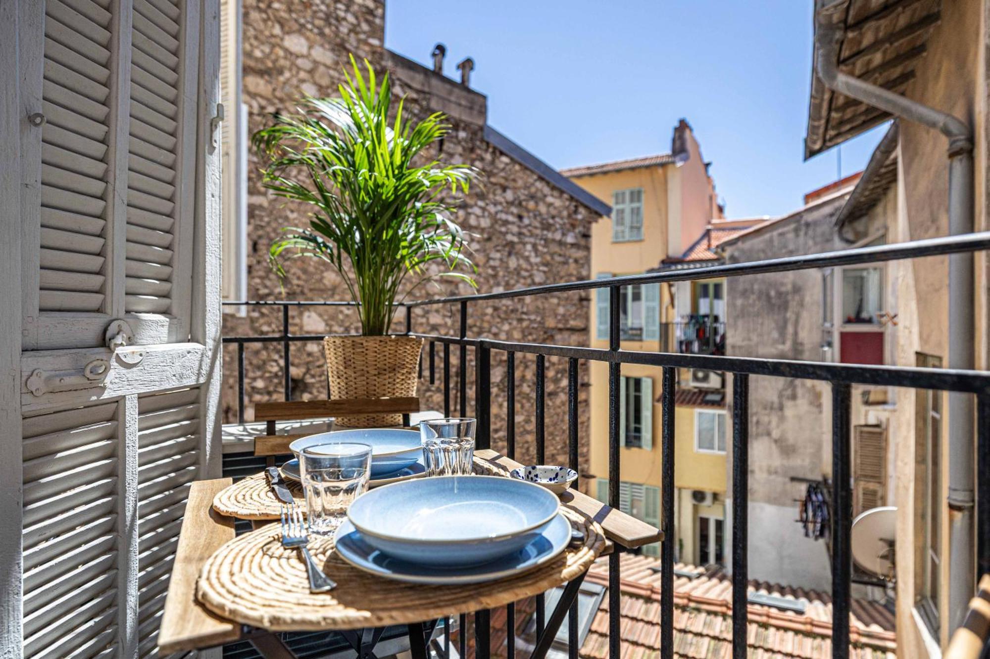 Neuf 2 Pieces Port *