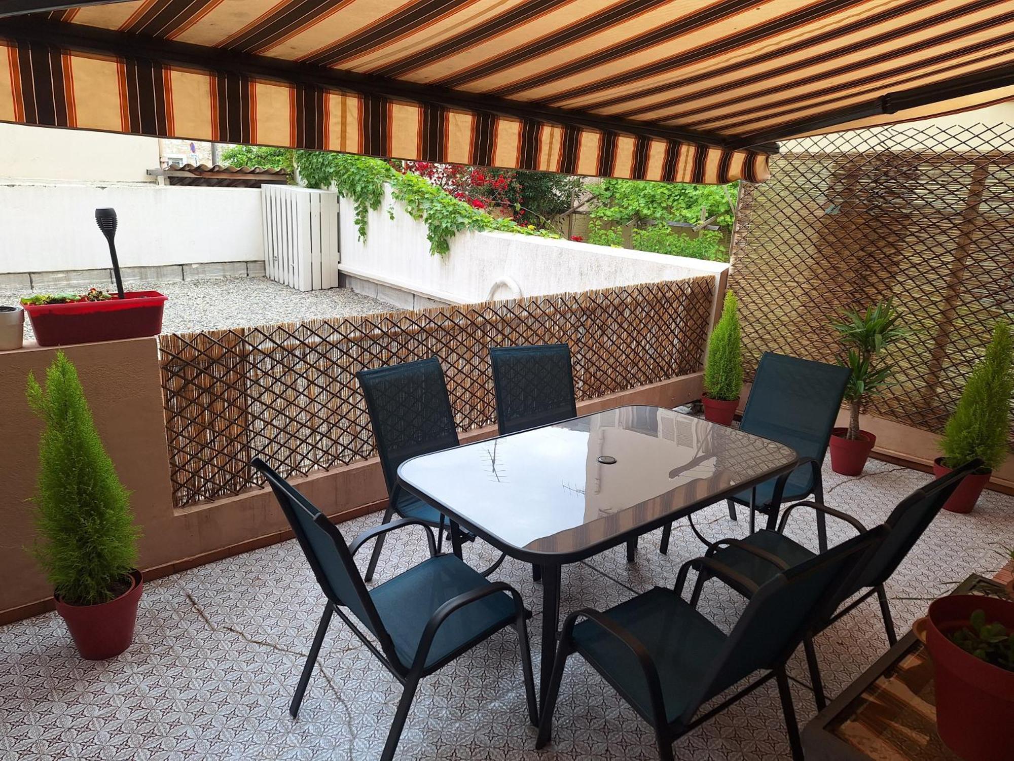 Promenade Des Apartment