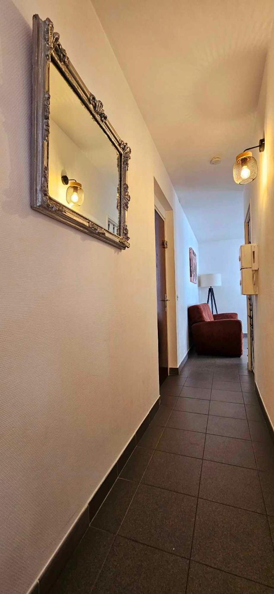 Apartment T2 Dernier Etage Avec Terrasse 5 Min De La Nice