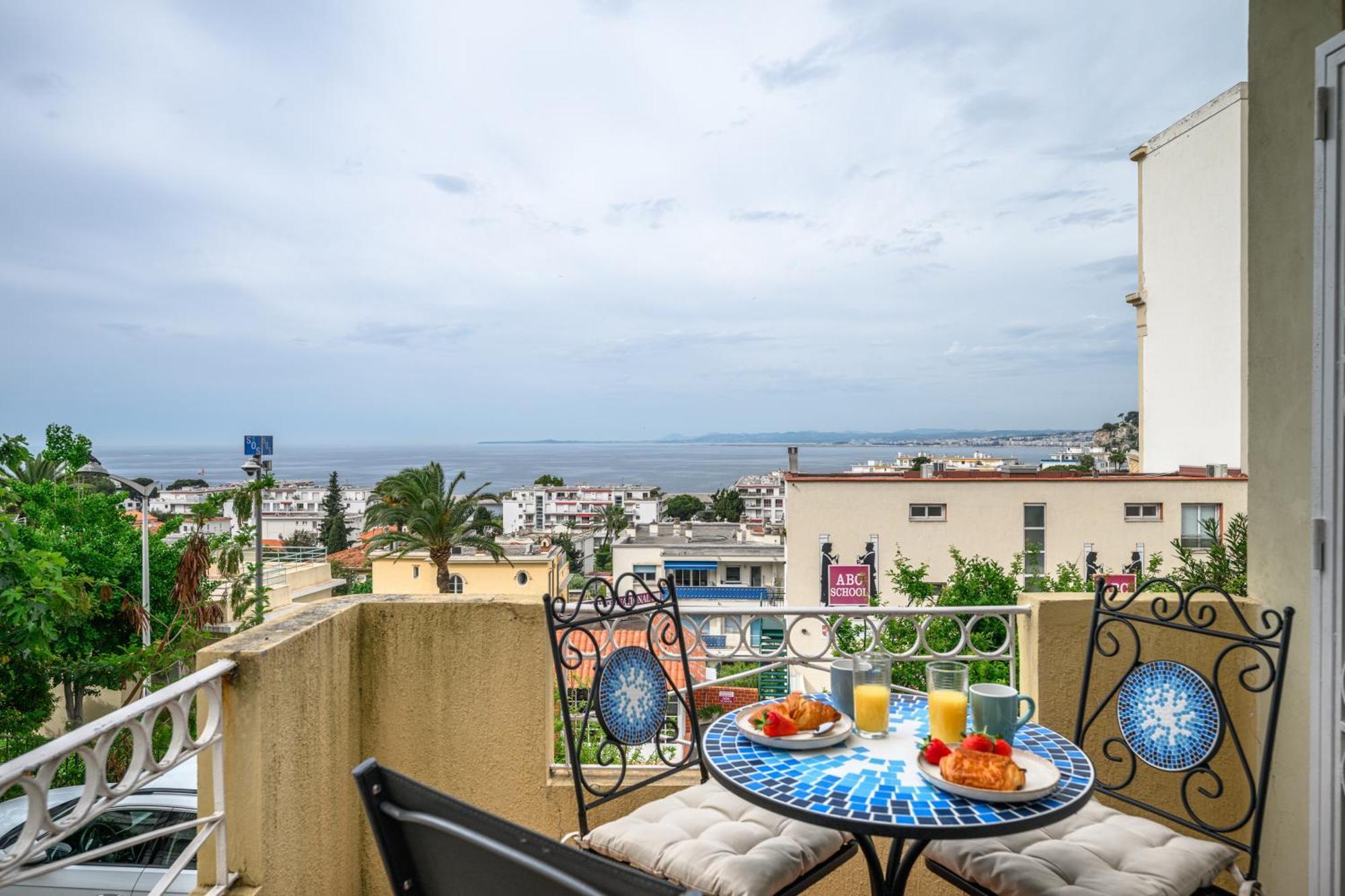 Nissarda, Maison Nicoise Avec Vue Mer, Parking, A 5 Minutes Du Port Holiday home *