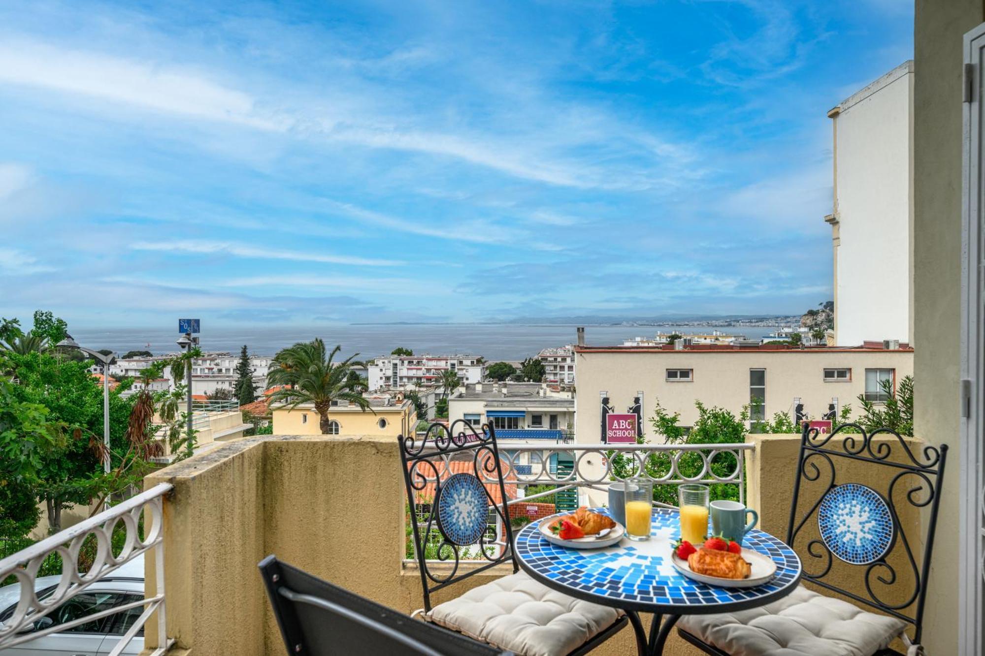 Holiday home Nissarda, Maison Nicoise Avec Vue Mer, Parking, A 5 Minutes Du Port *