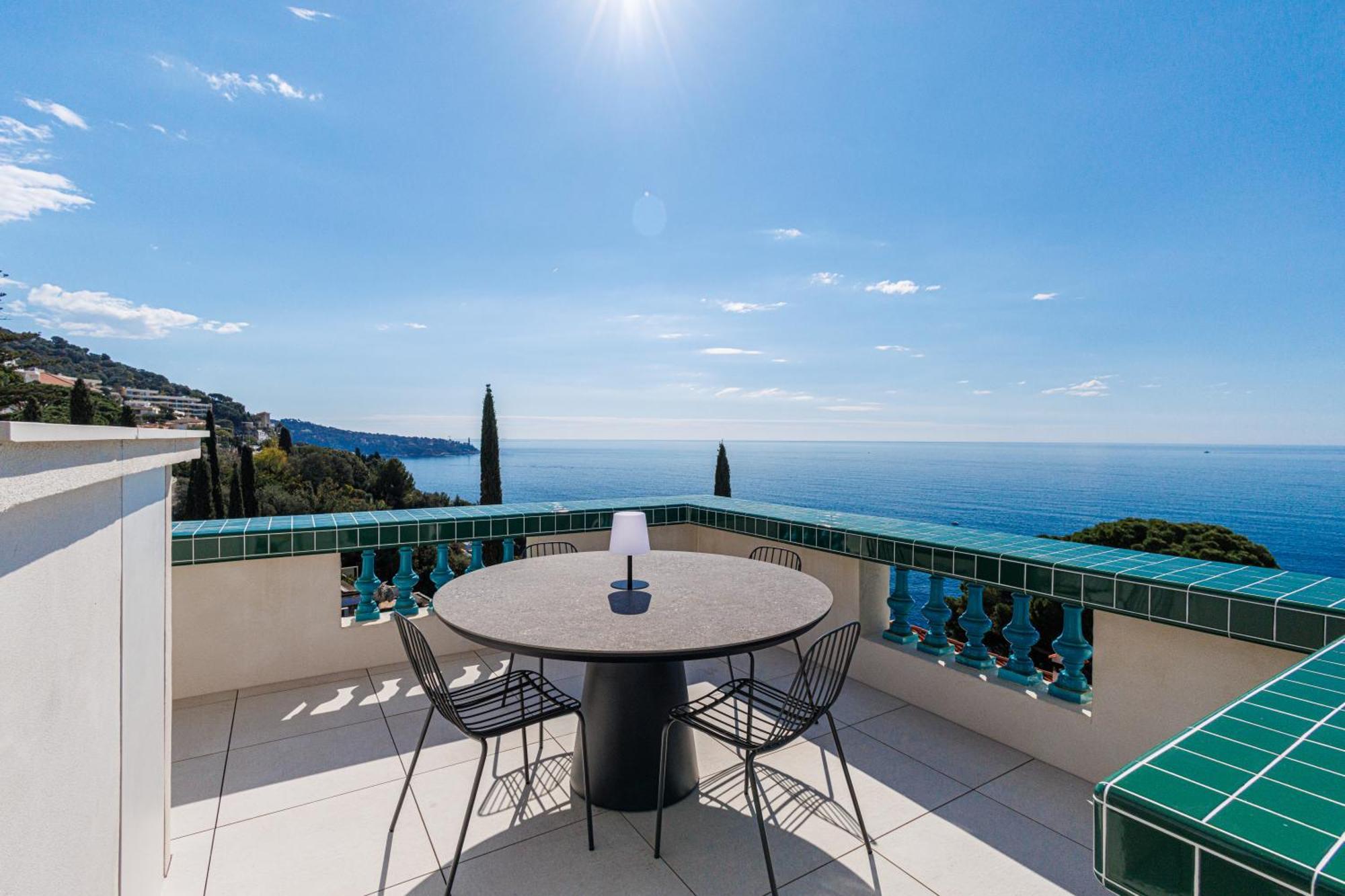 New - Sea View - Splendid