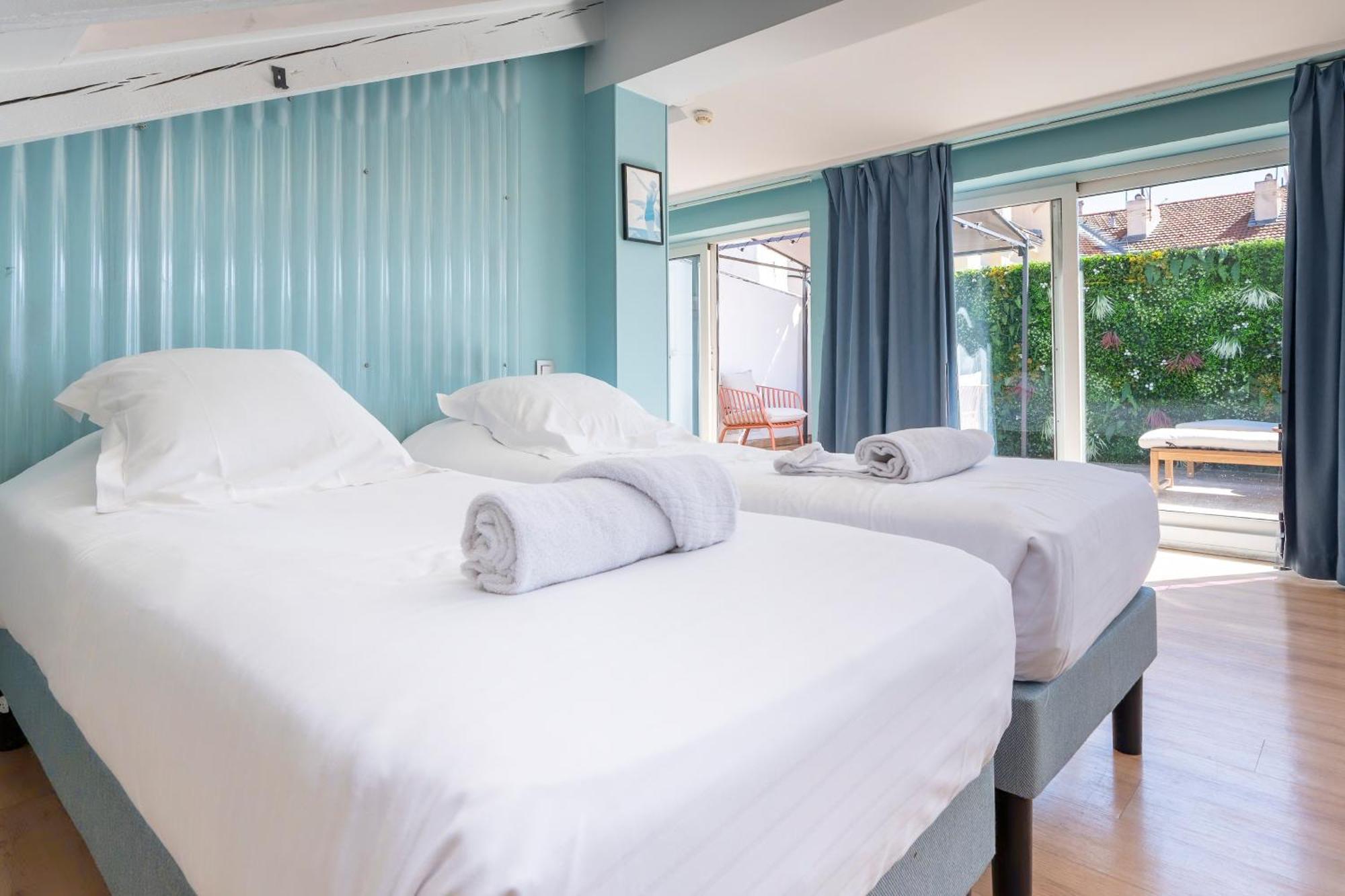 Ozz Hostel Nice
