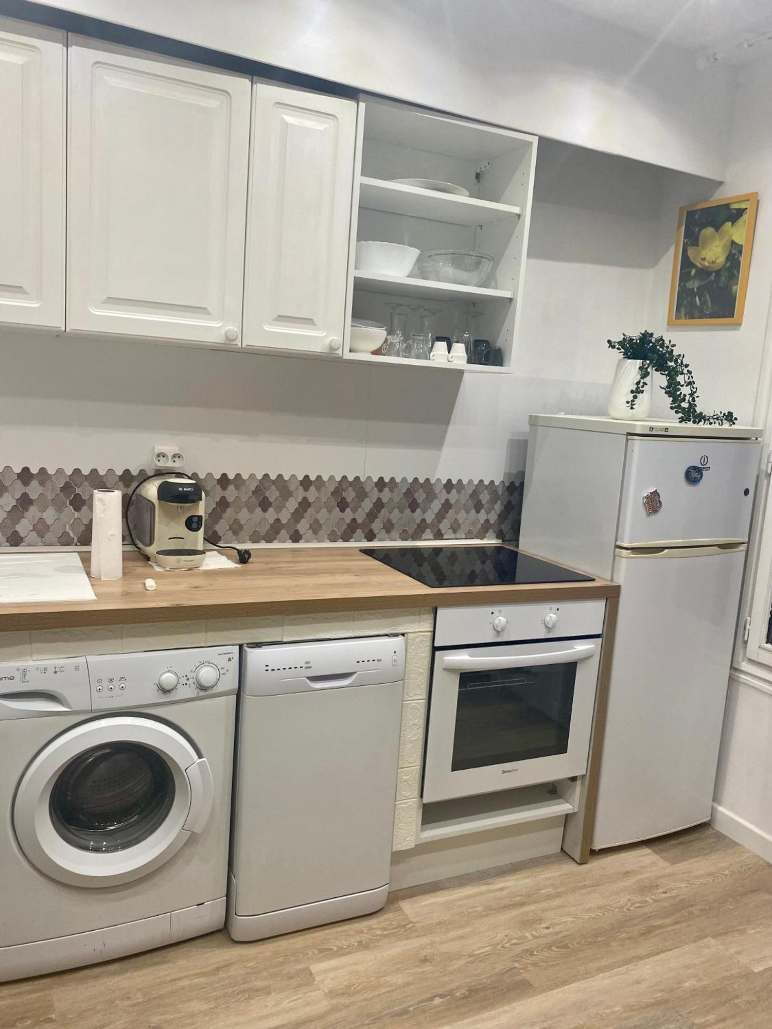 Apartment 3p Proche Port *