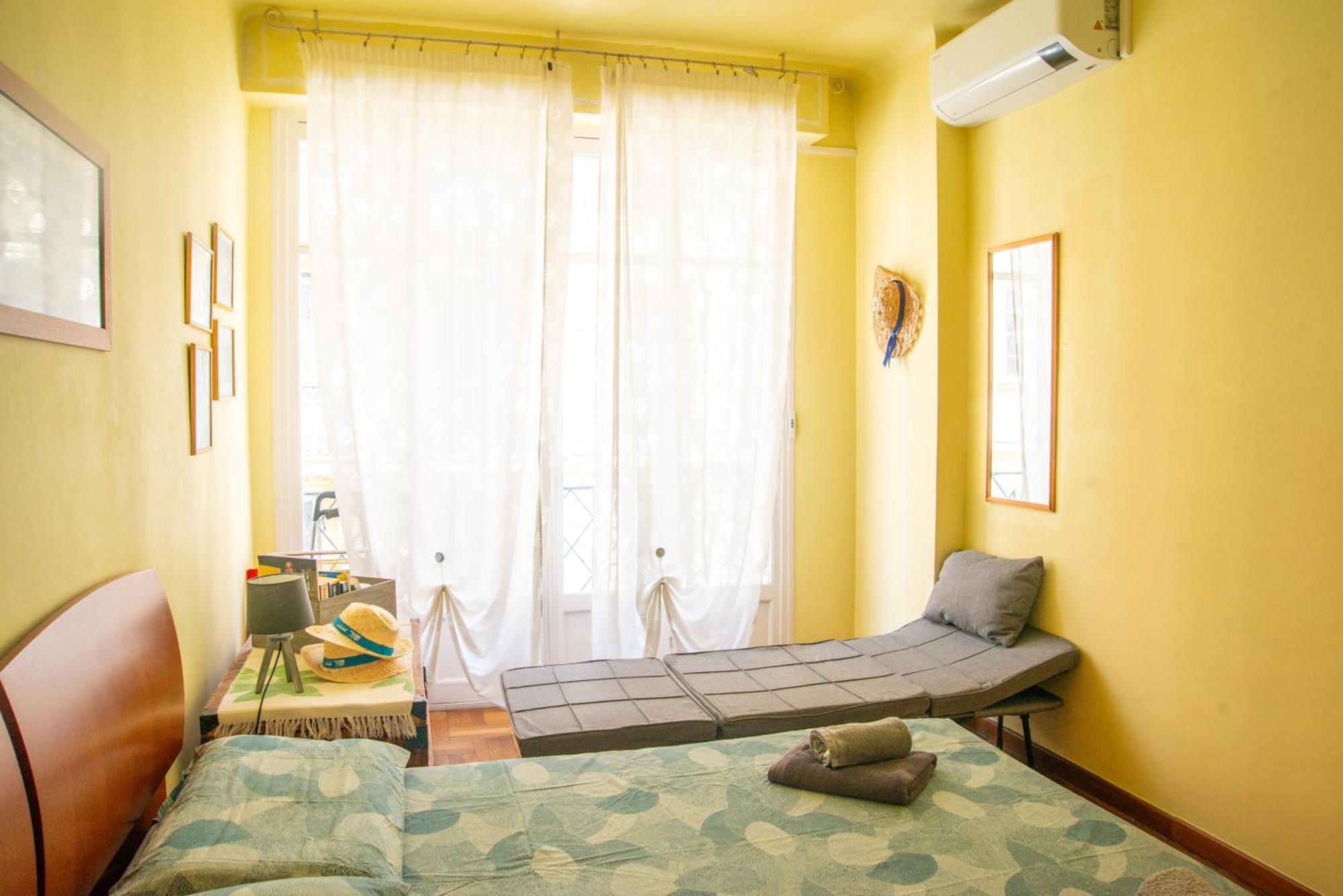 Joli 2 Pieces Climatise A 150m De La Apartment *