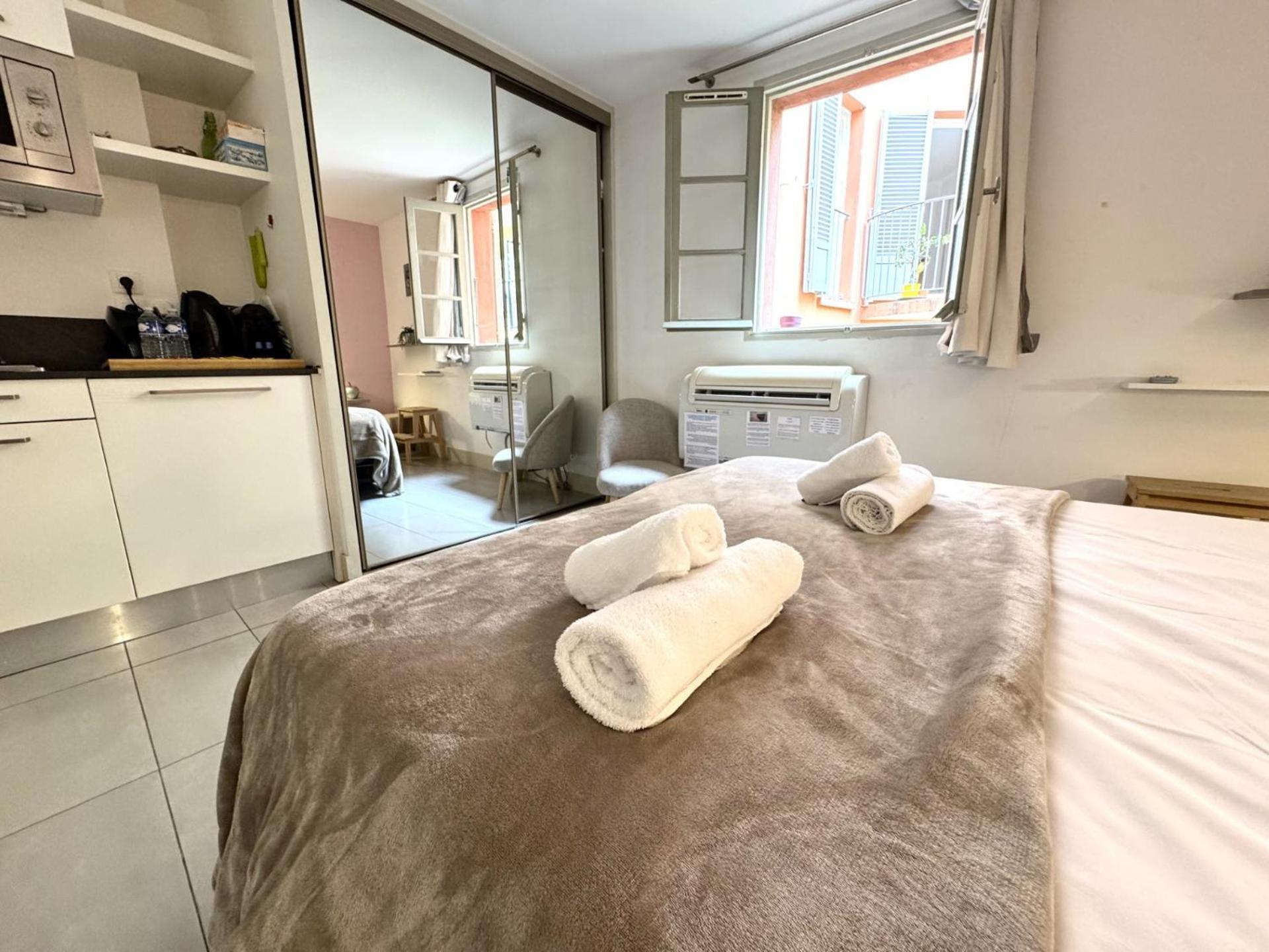 Riviera - Malonat 3 - Grand Tres Calme -old Town Promenade Des Appartement