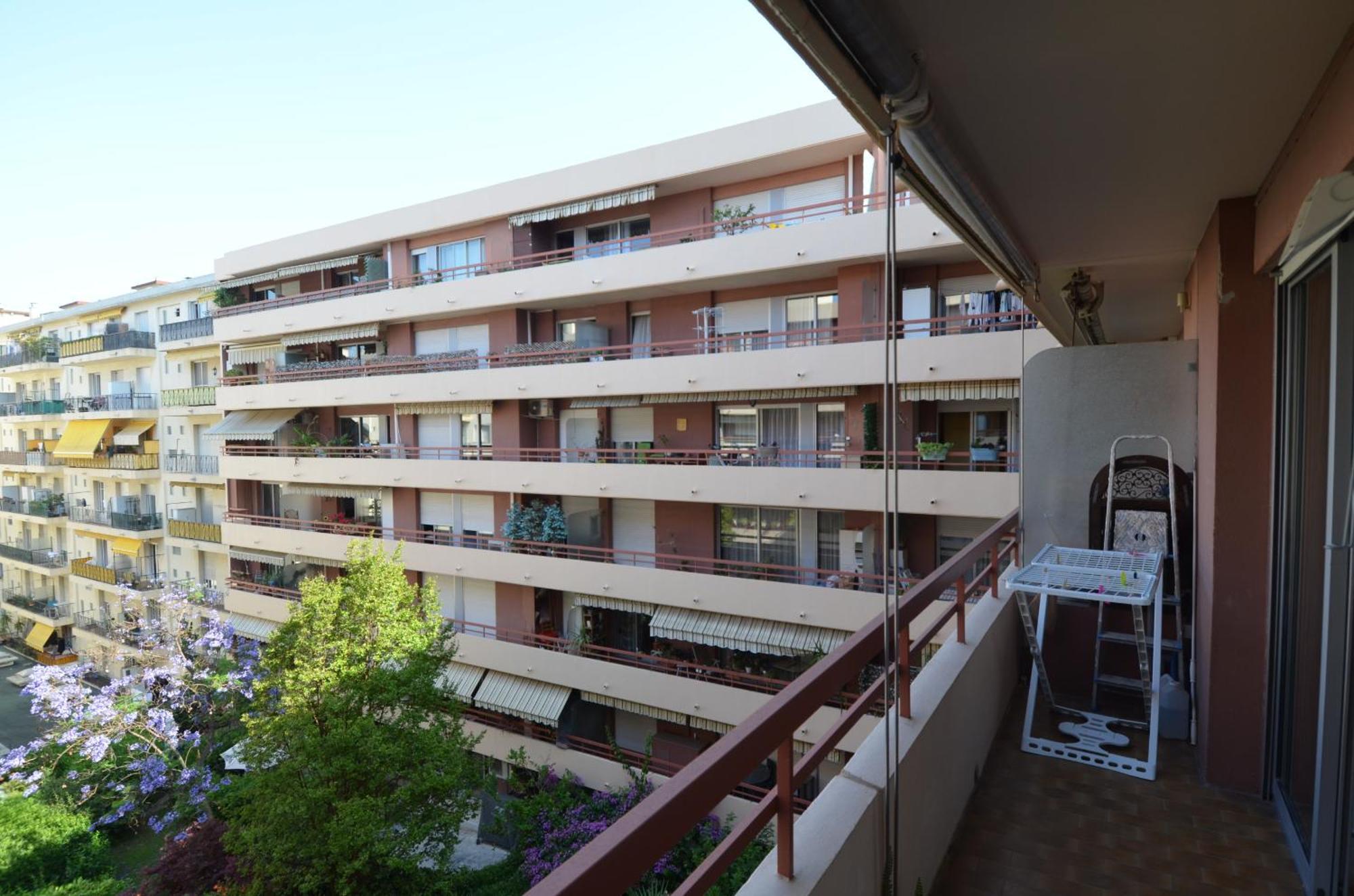 Siena - 6 Personnes Avec Terrasse Et Jacuzzi Plein Coeur Centre-ville Quartier Du Port De Nice