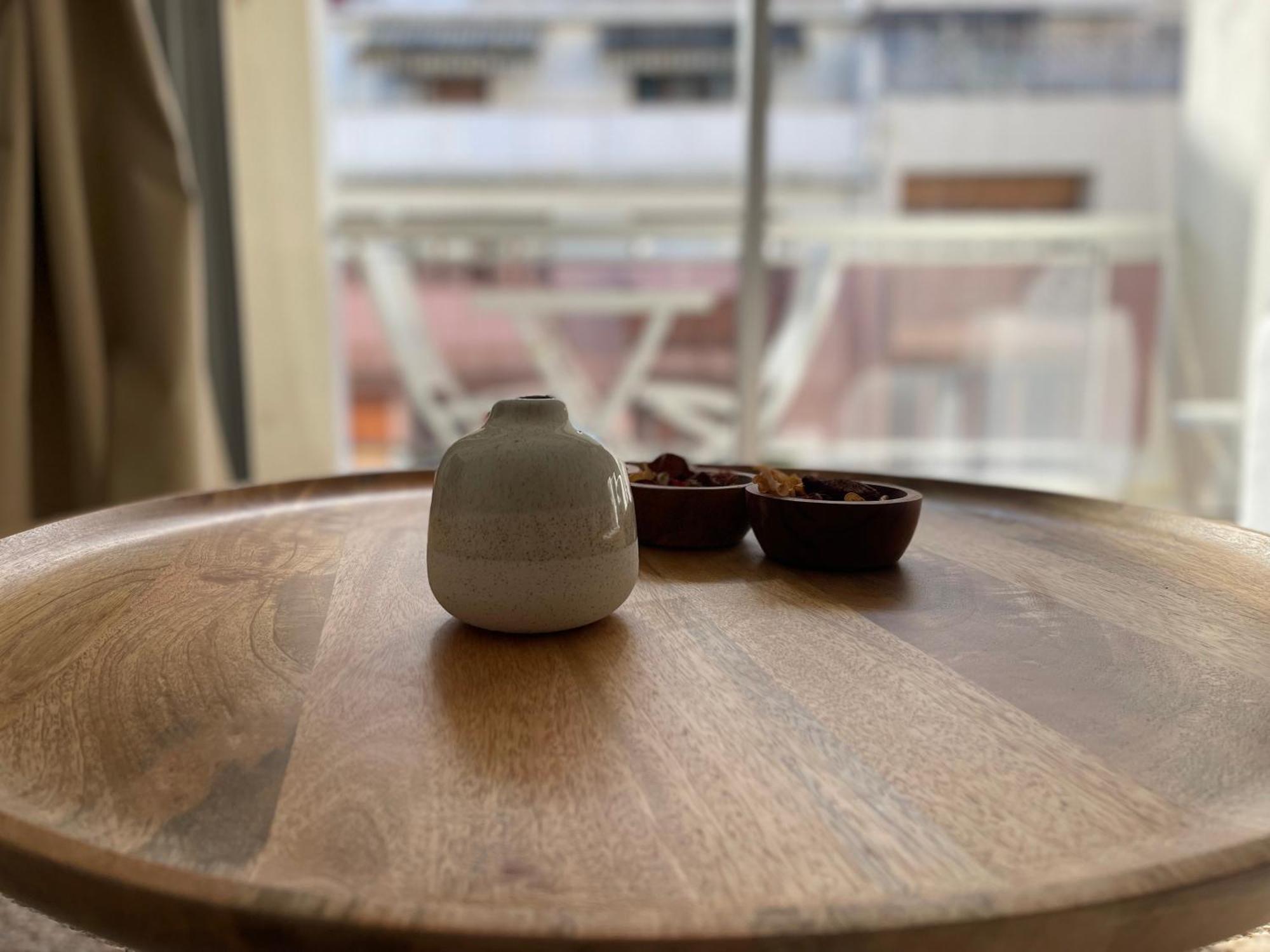 Apppartement Avec Terrasse - 2 A 4 Personnes Apartment *