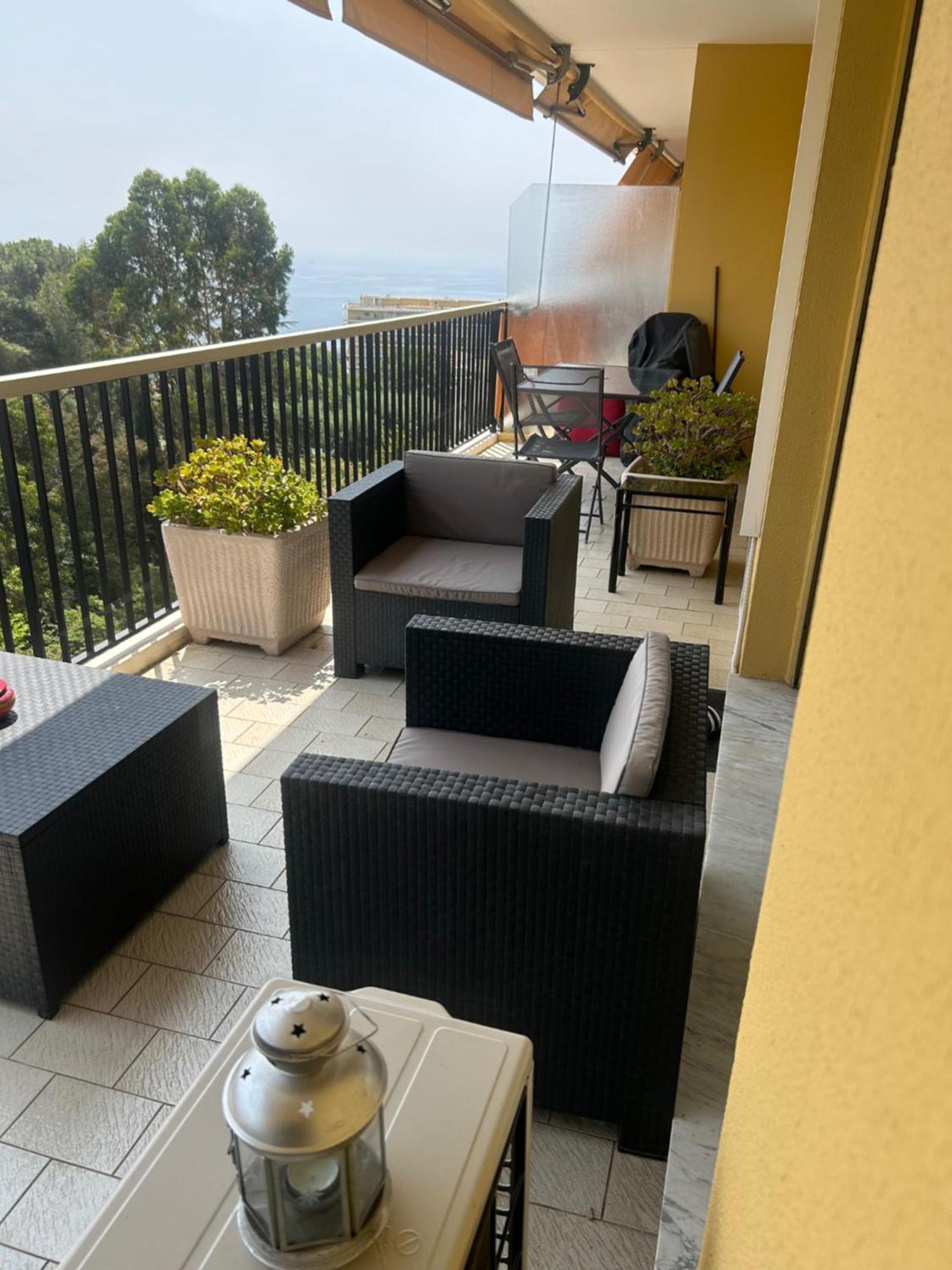 Apartment Elegant A Nice, Sea View