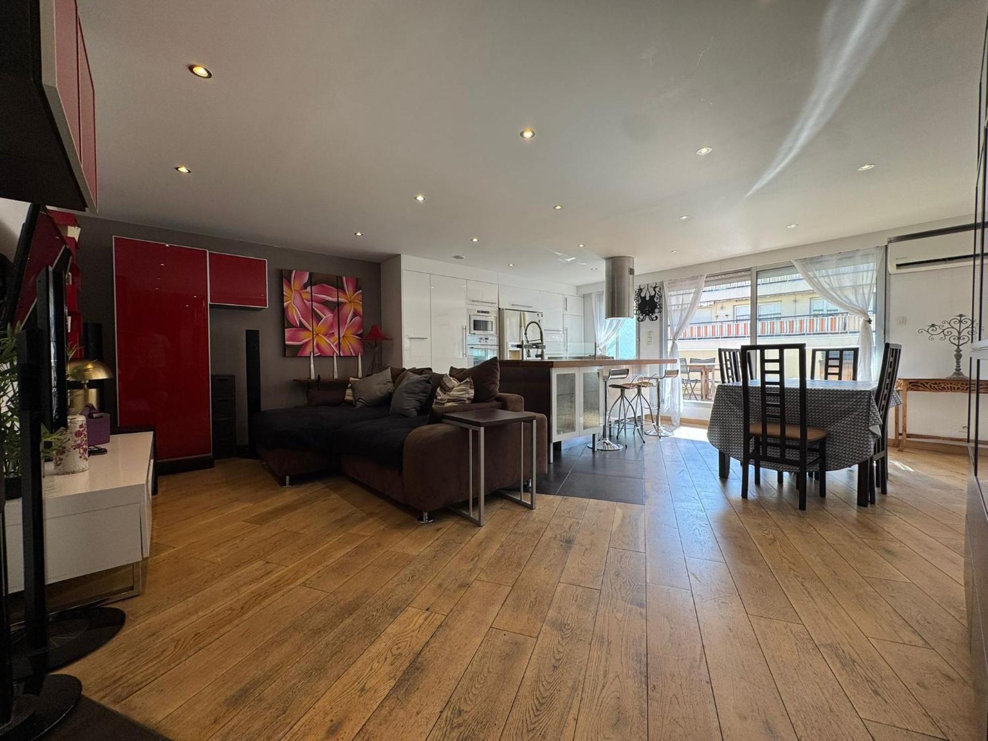 Apartment Siena - 6 Personnes Avec Terrasse Et Jacuzzi Plein Coeur Centre-ville Quartier Du Port De