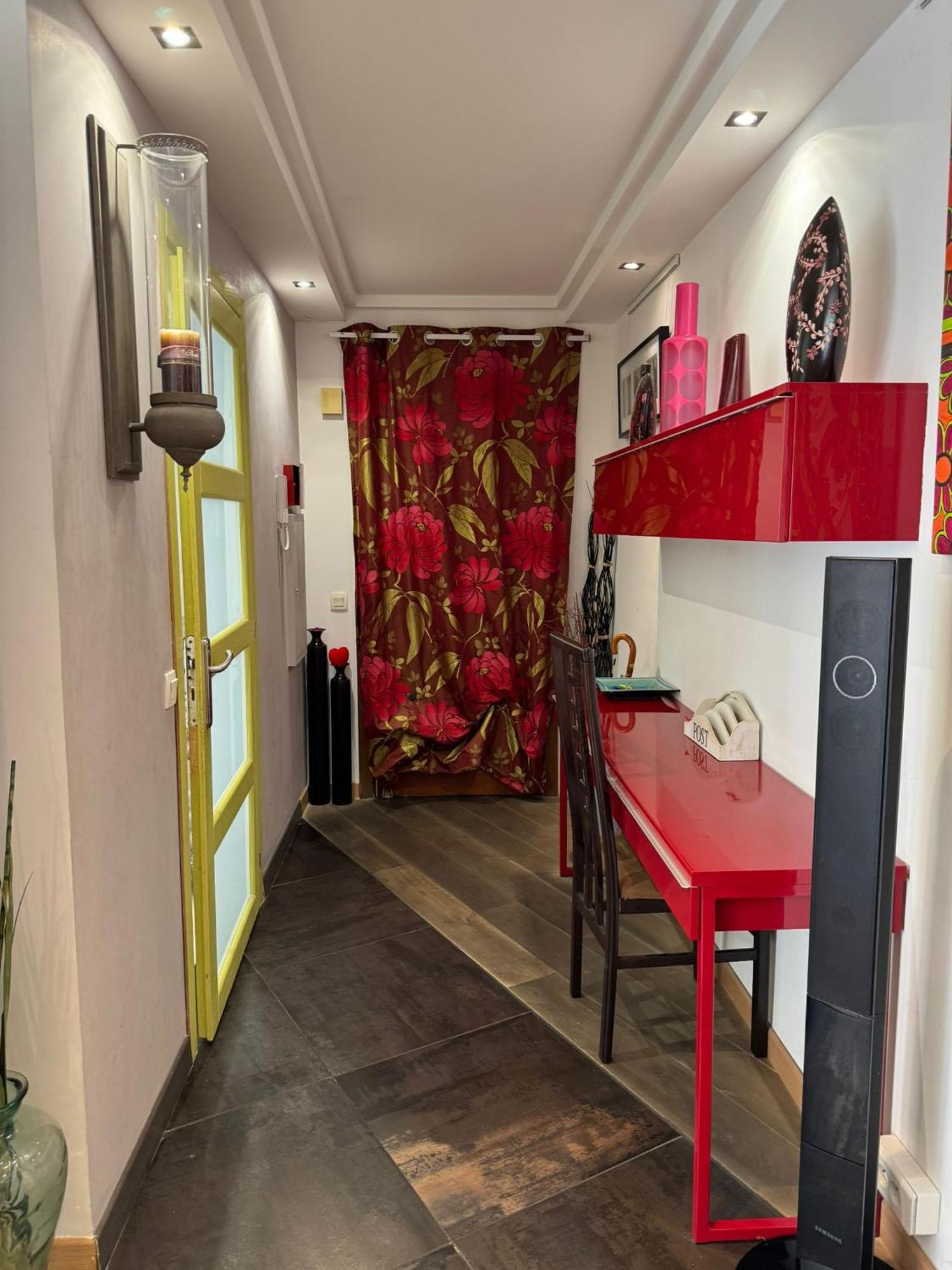 Siena - 6 Personnes Avec Terrasse Et Jacuzzi Plein Coeur Centre-ville Quartier Du Port De Apartment Nice