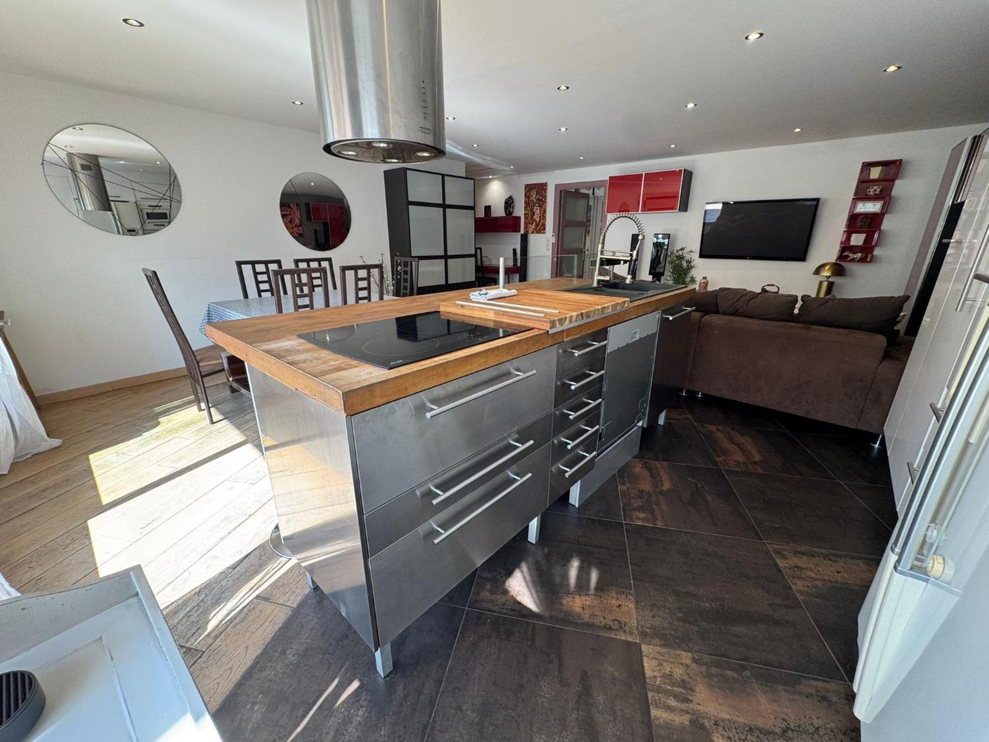 Siena - 6 Personnes Avec Terrasse Et Jacuzzi Plein Coeur Centre-ville Quartier Du Port De *