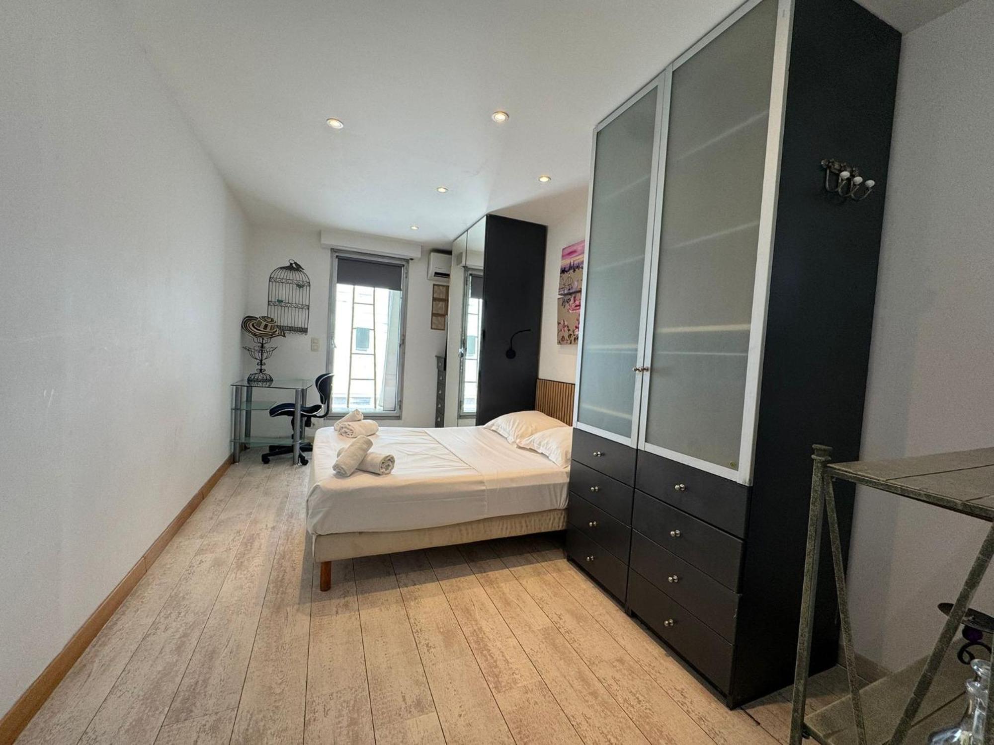 Siena - 6 Personnes Avec Terrasse Et Jacuzzi Plein Coeur Centre-ville Quartier Du Port De * Nice