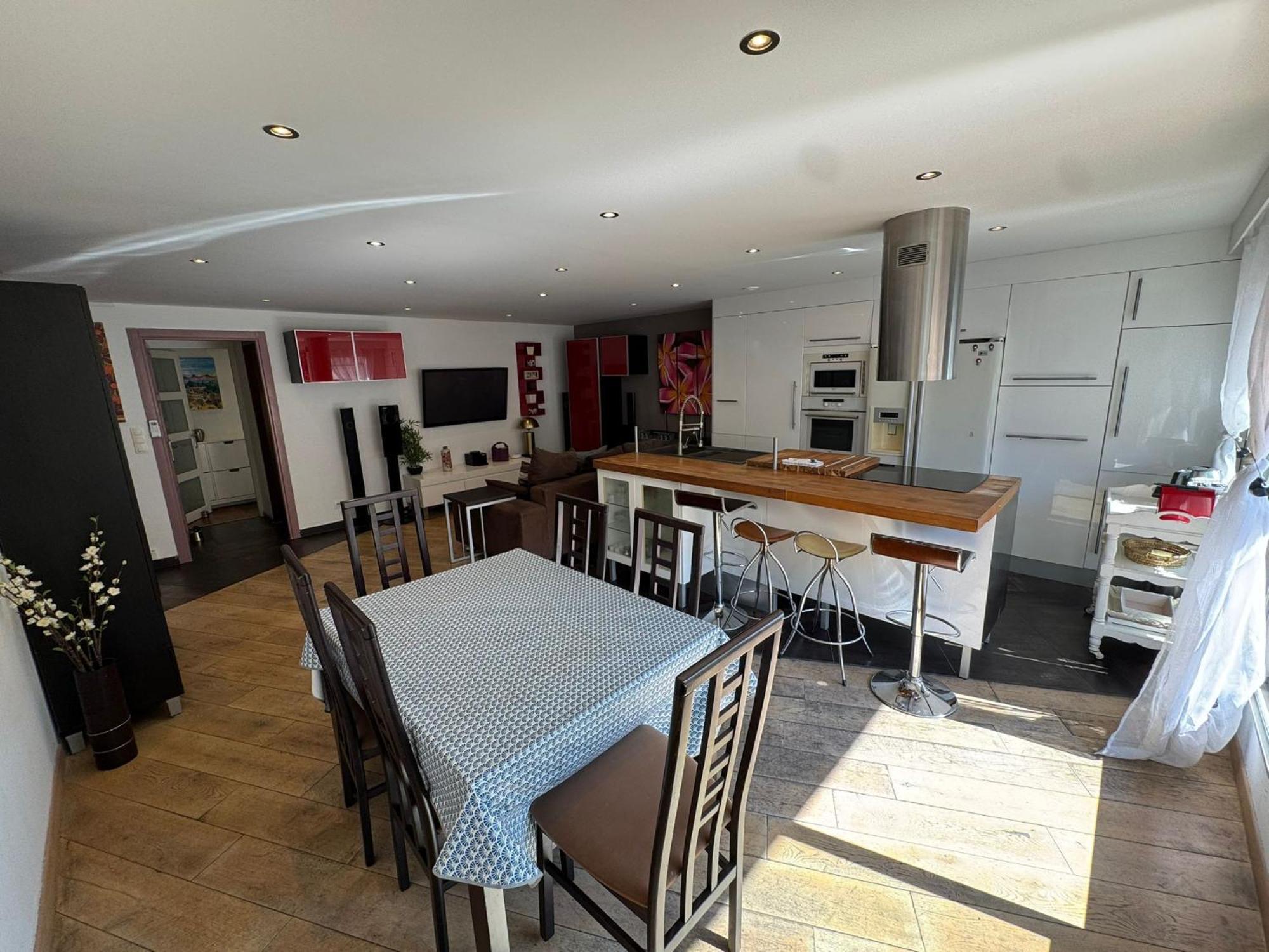 Apartment Siena - 6 Personnes Avec Terrasse Et Jacuzzi Plein Coeur Centre-ville Quartier Du Port De