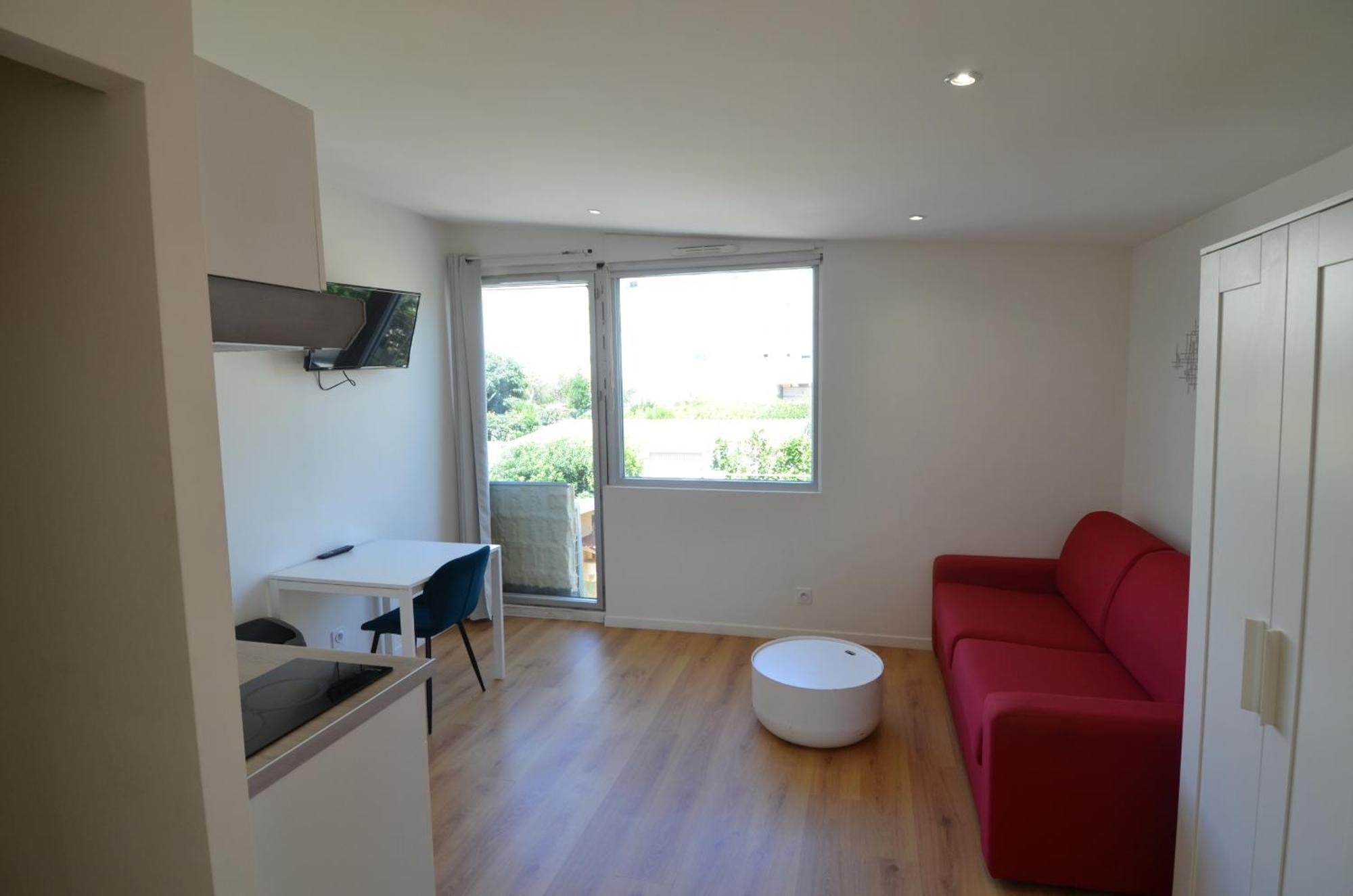 Apartamento Cassin - Next To Tramway Line 2 Near Airport *
