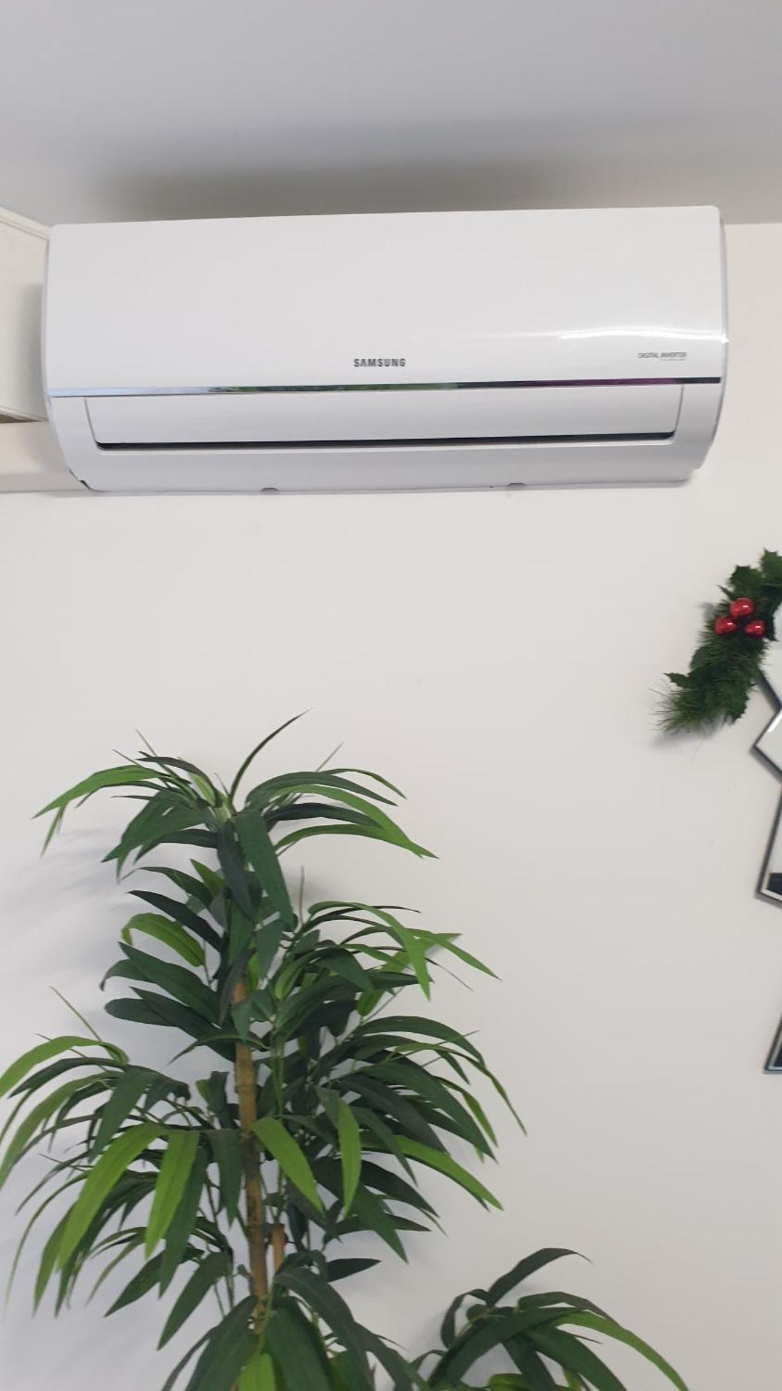 Apartment Place Close To The Ac Air , Wi Fi, Parking