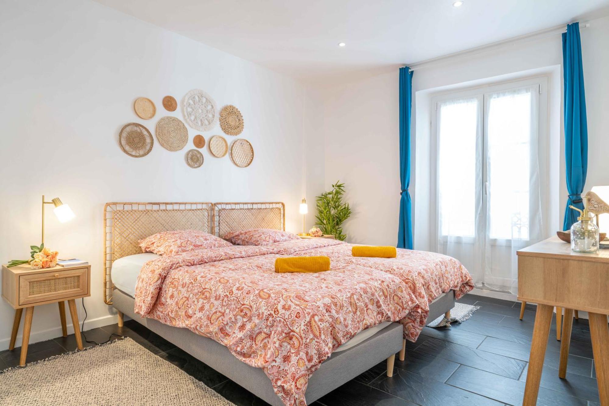 Modern And Elegant, Air-conditioned, Centre - Hdp2 Apartment *