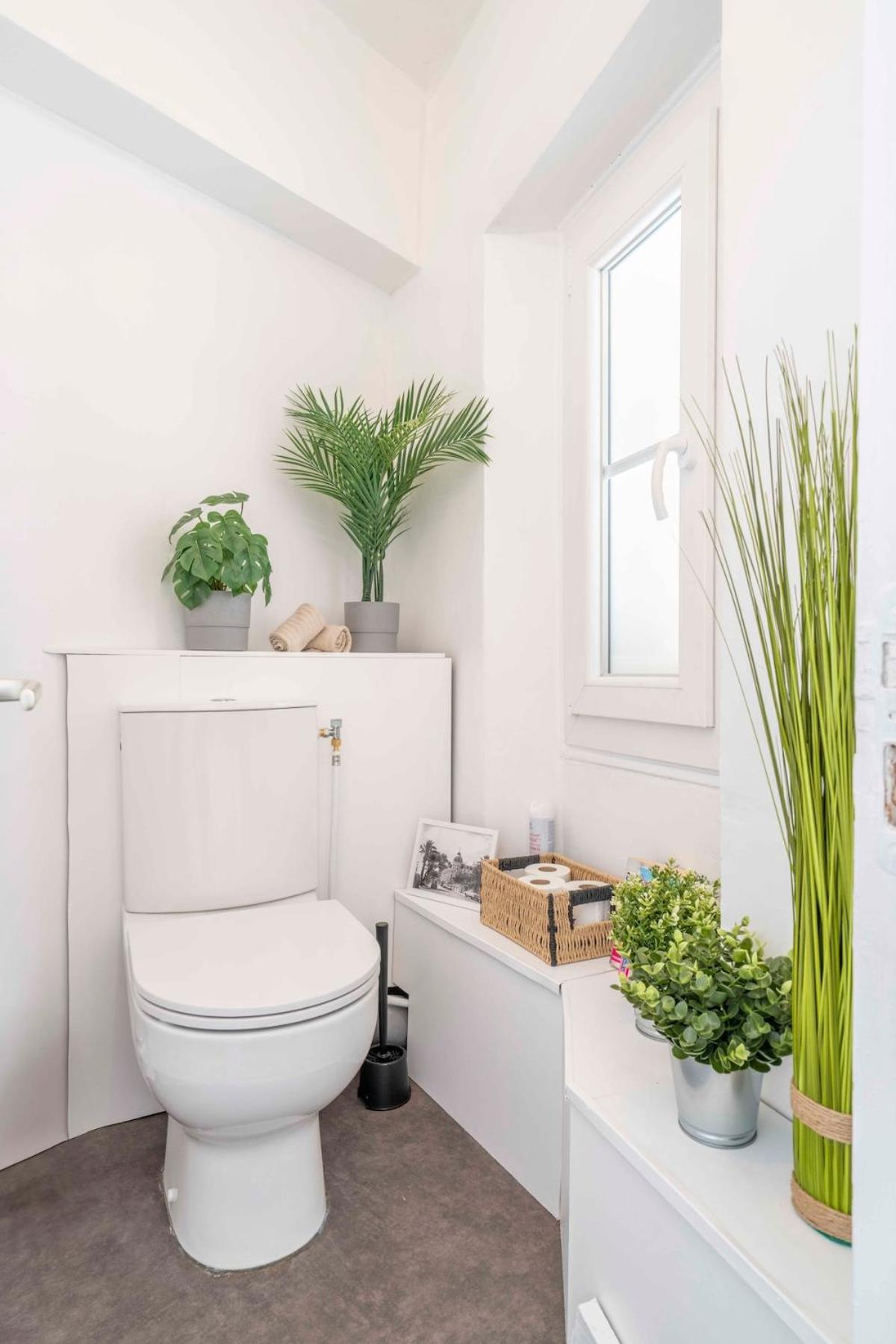 Modern And Elegant, Air-conditioned, Centre - Hdp2 *