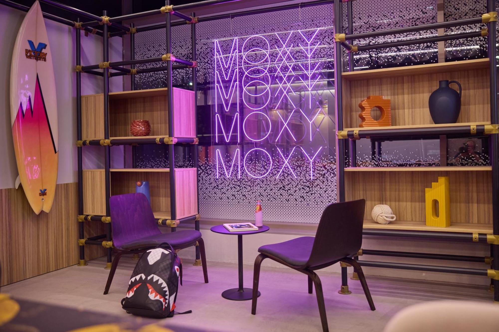 Hotel Moxy *