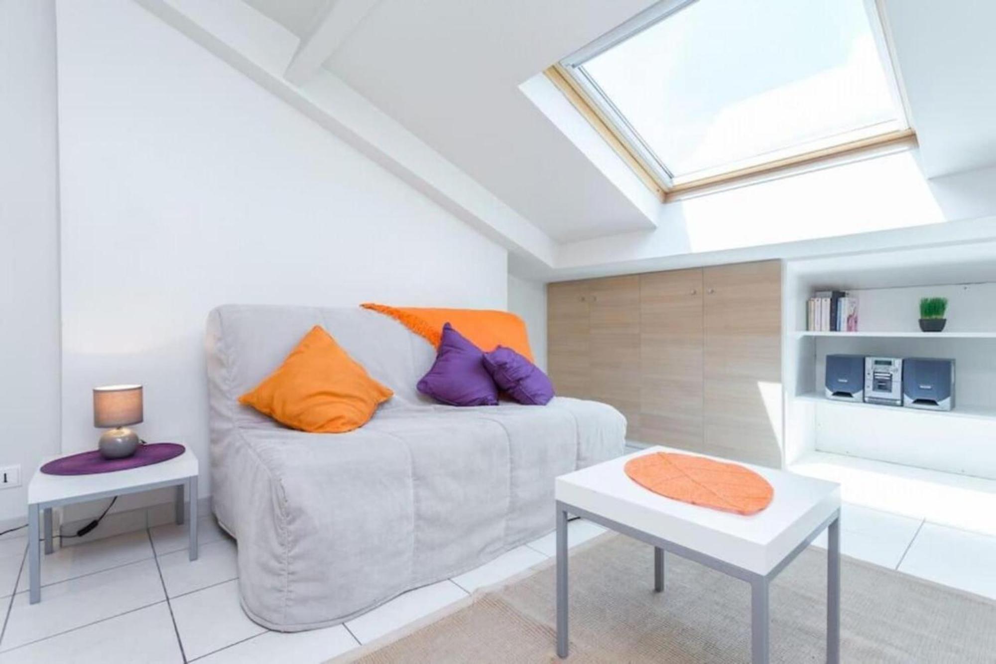 Port 2 - Spacious And W Ac On The Port *