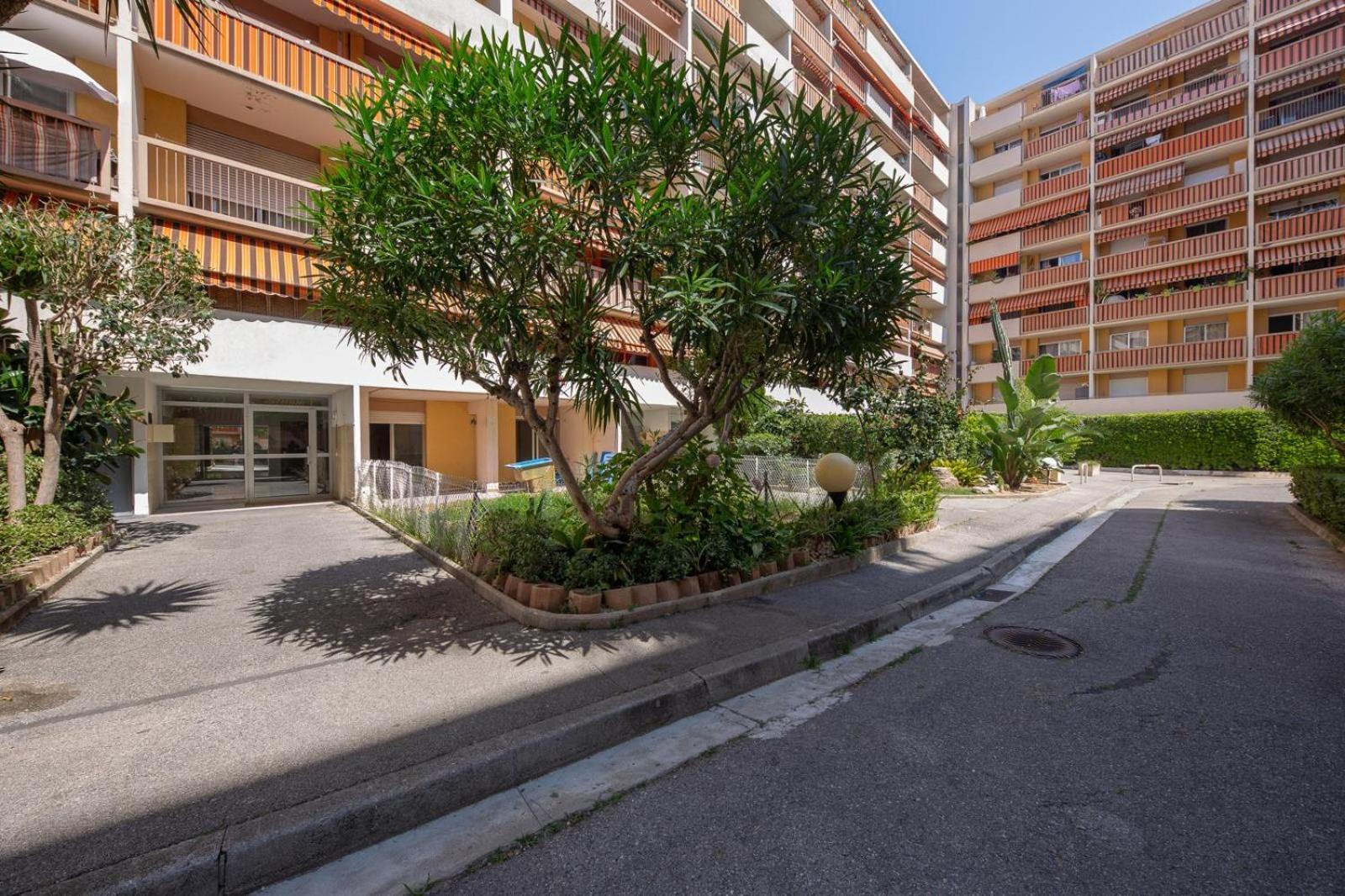 Apartment Bel Vue Proche De La Promenade Des Nice