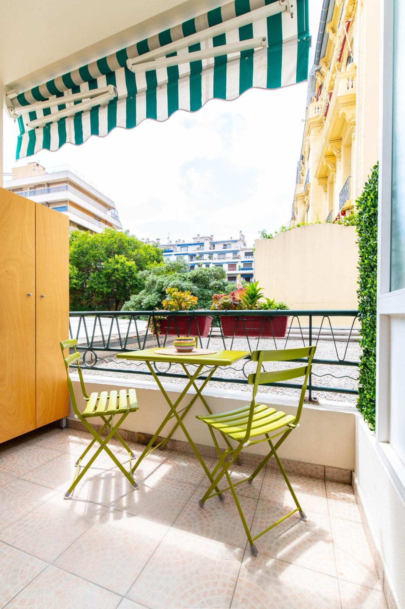 Oasis Azur 1 Min From The Nice