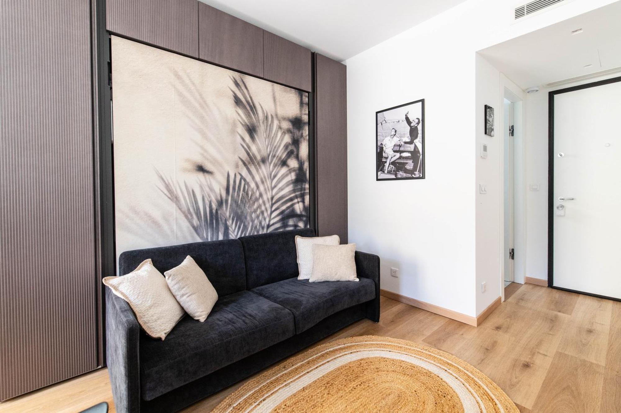 Oasis Azur 1 Min From The