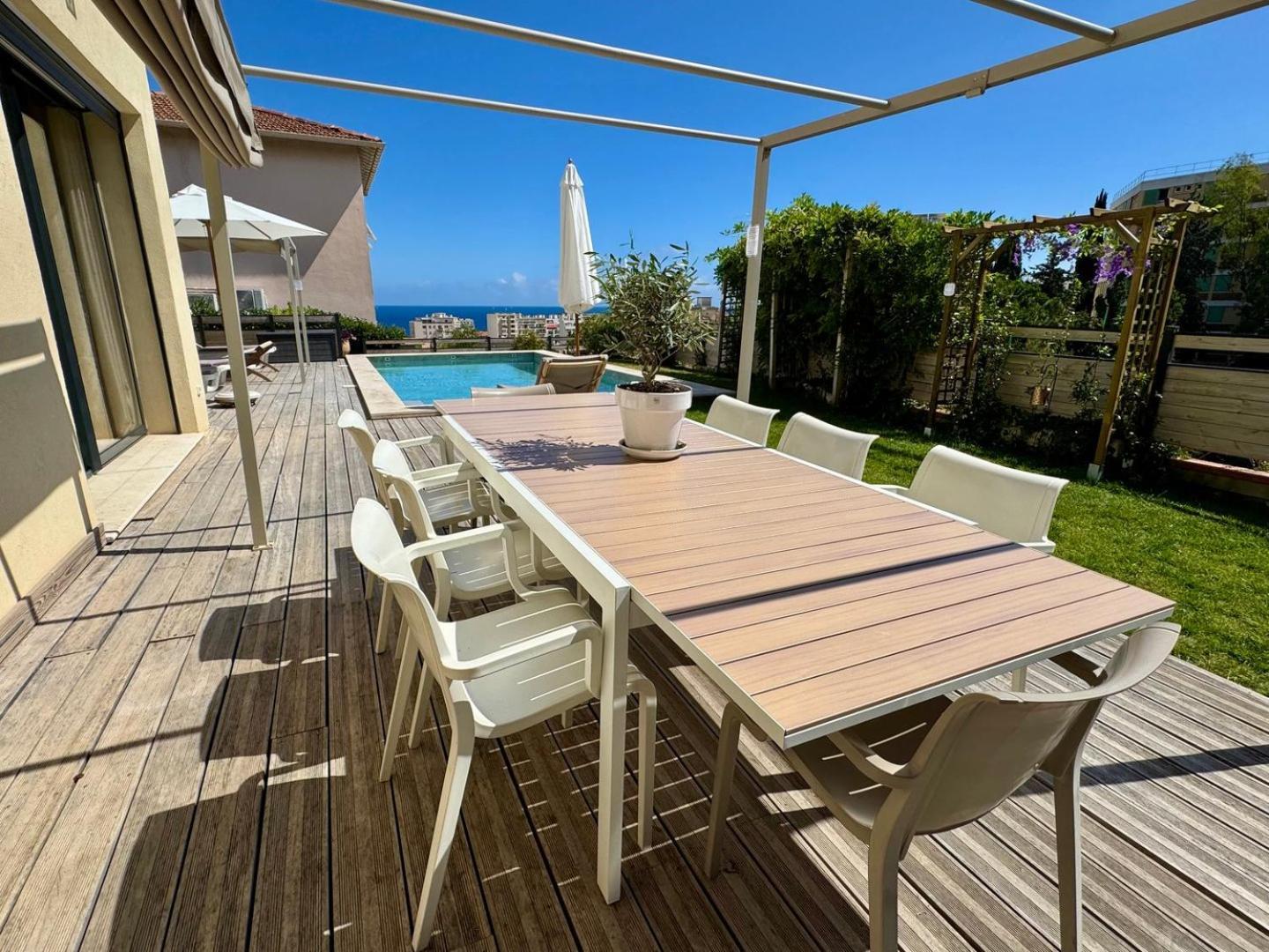 Moderne Pour 8 Personnes - Vue Sur ! Villa *