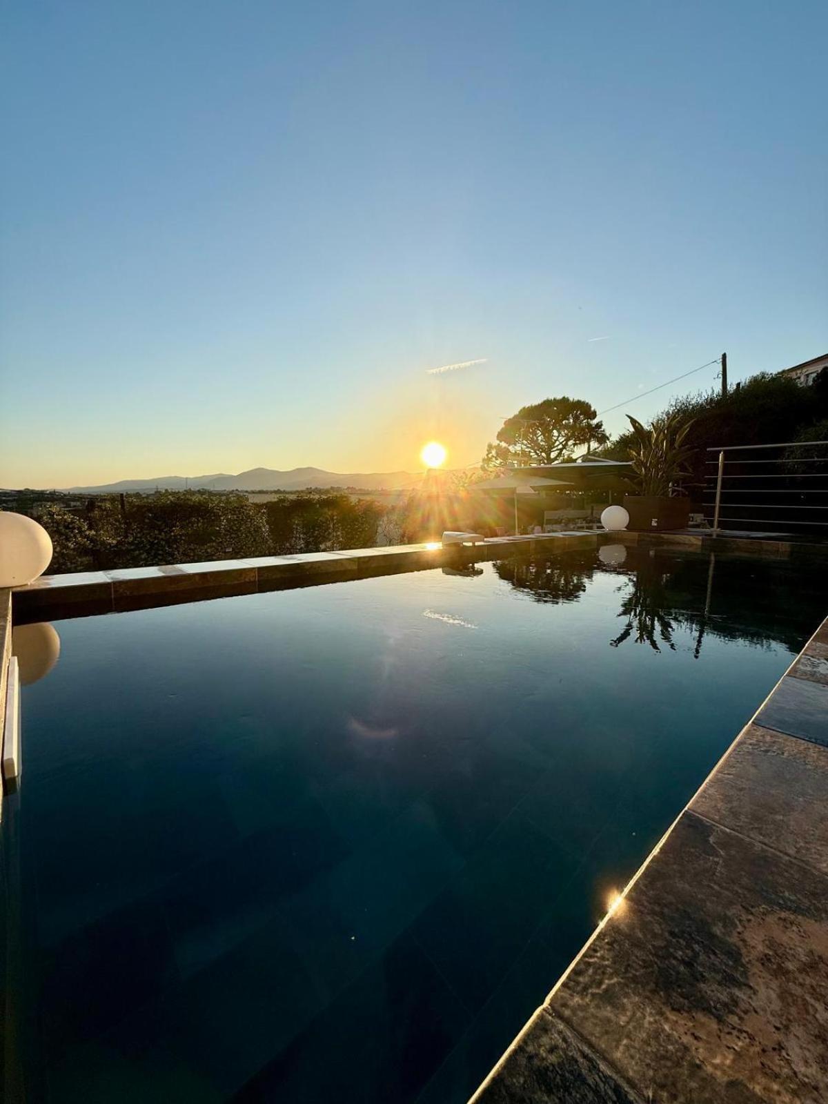 Apartment Magnifique Avec Piscine Et Jardin *