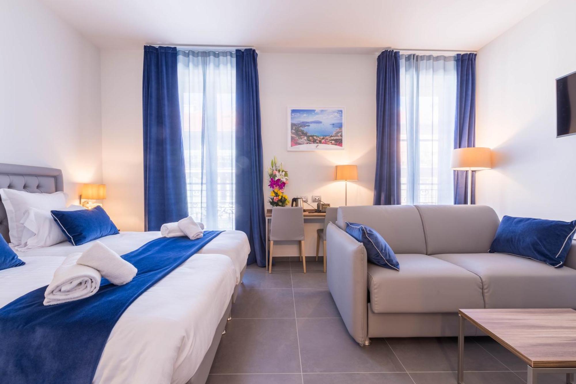 Azur Riviera 4*