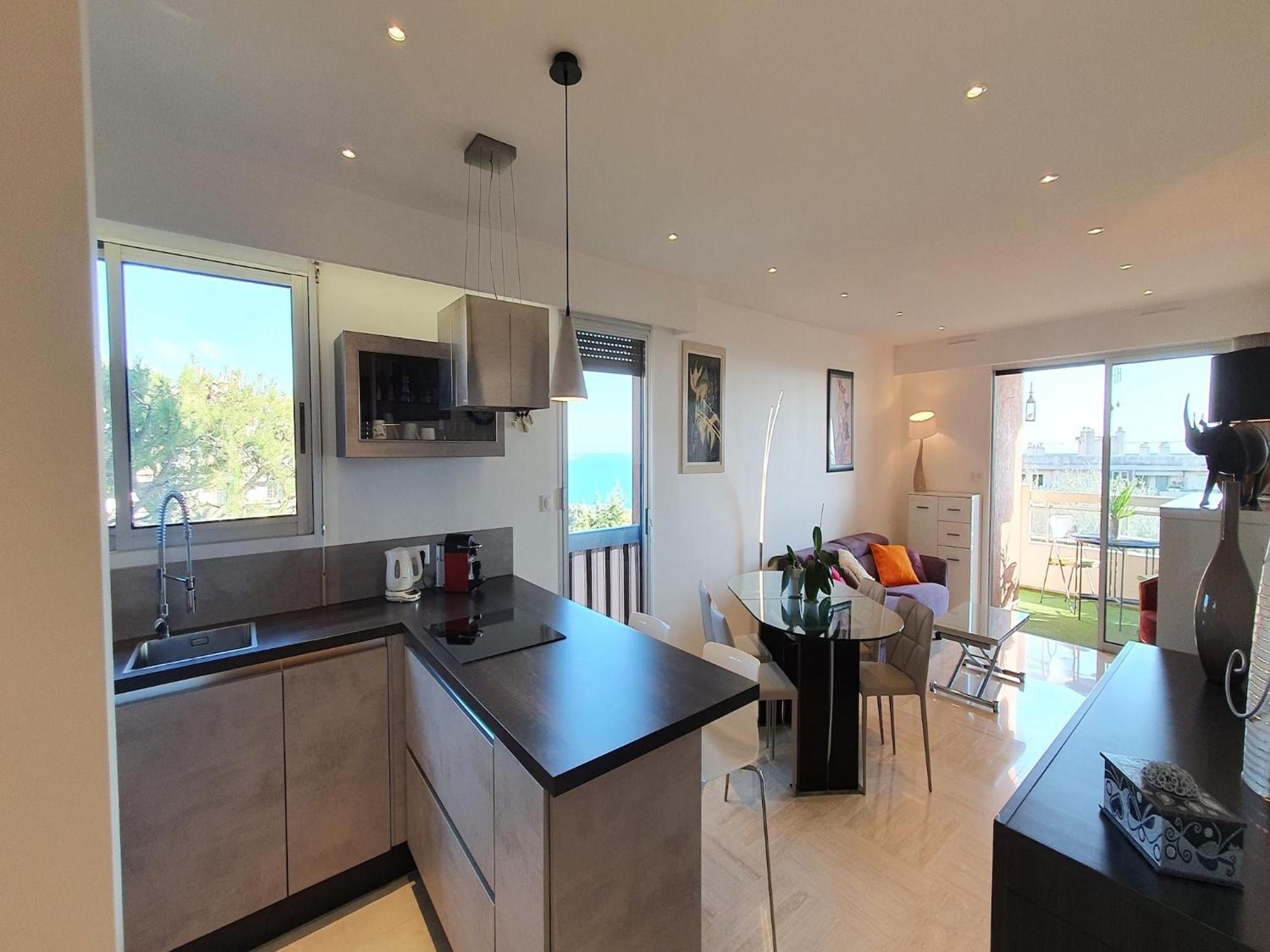 Apartment In Nice With Sea Views Villa