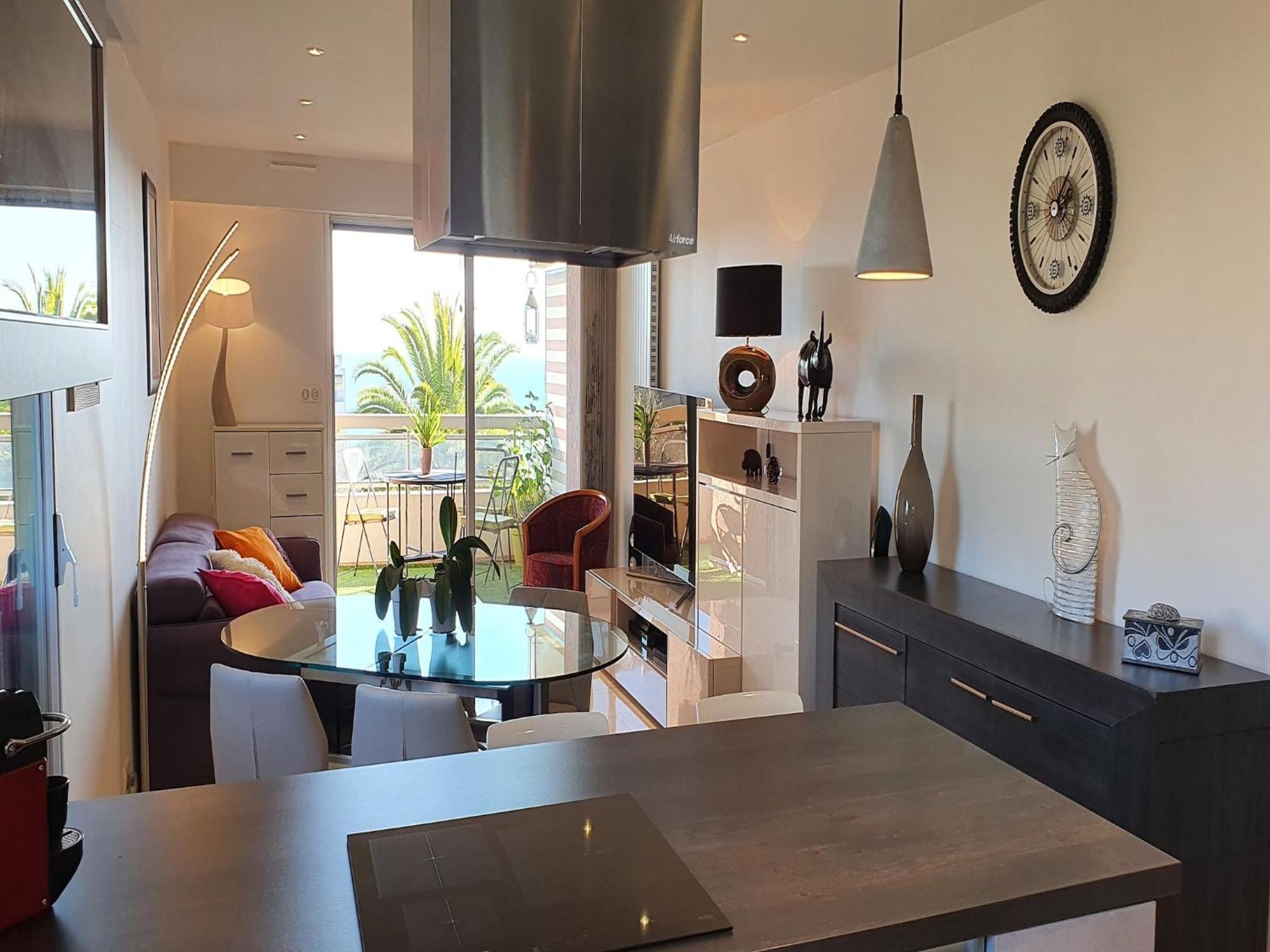 Apartment In Nice With Sea Views Villa