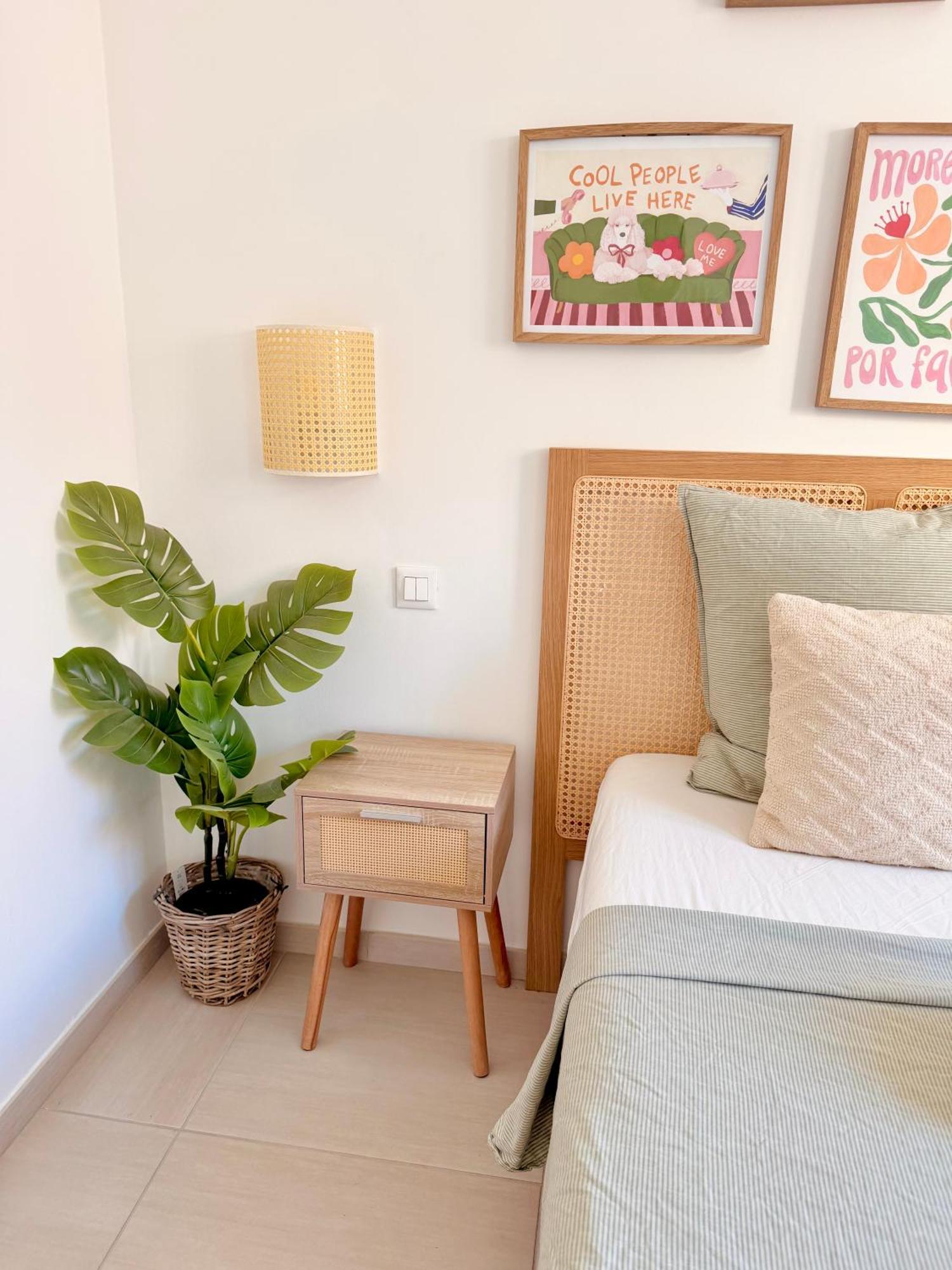 Chic & Cosy Proche Apartment