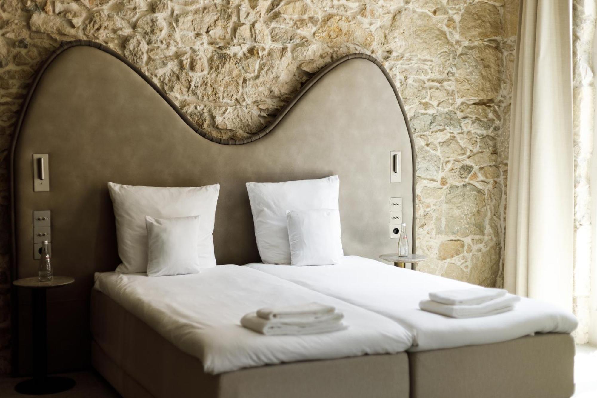 Hotel Notre Dame - Self Check-in 3*