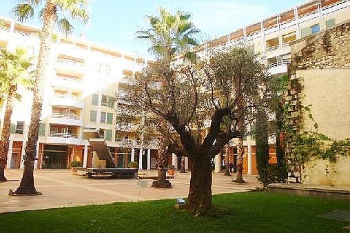 Port Apartment *